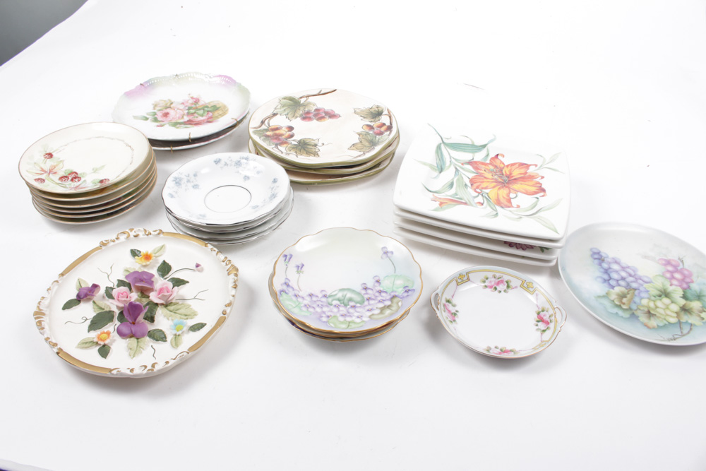 Porcelain Tableware Featuring "Indian Tree" by Royal Grafton
