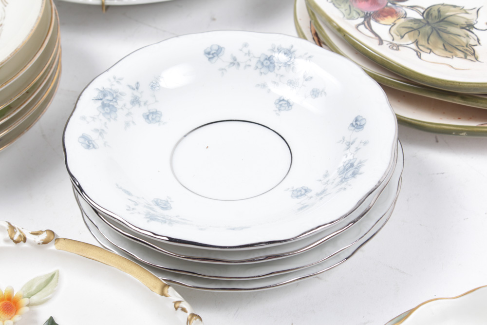 Porcelain Tableware Featuring "Indian Tree" by Royal Grafton