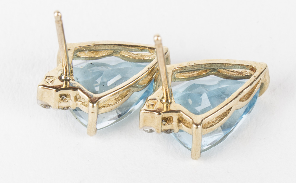 10K Yellow Gold Necklace and Blue Topaz and Diamond Earrings