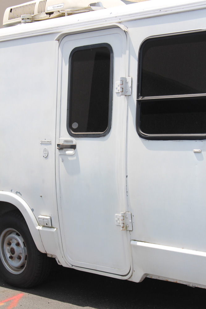 1986 Winnebago LeSharo Utility Van