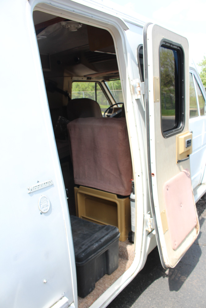 1986 Winnebago LeSharo Utility Van
