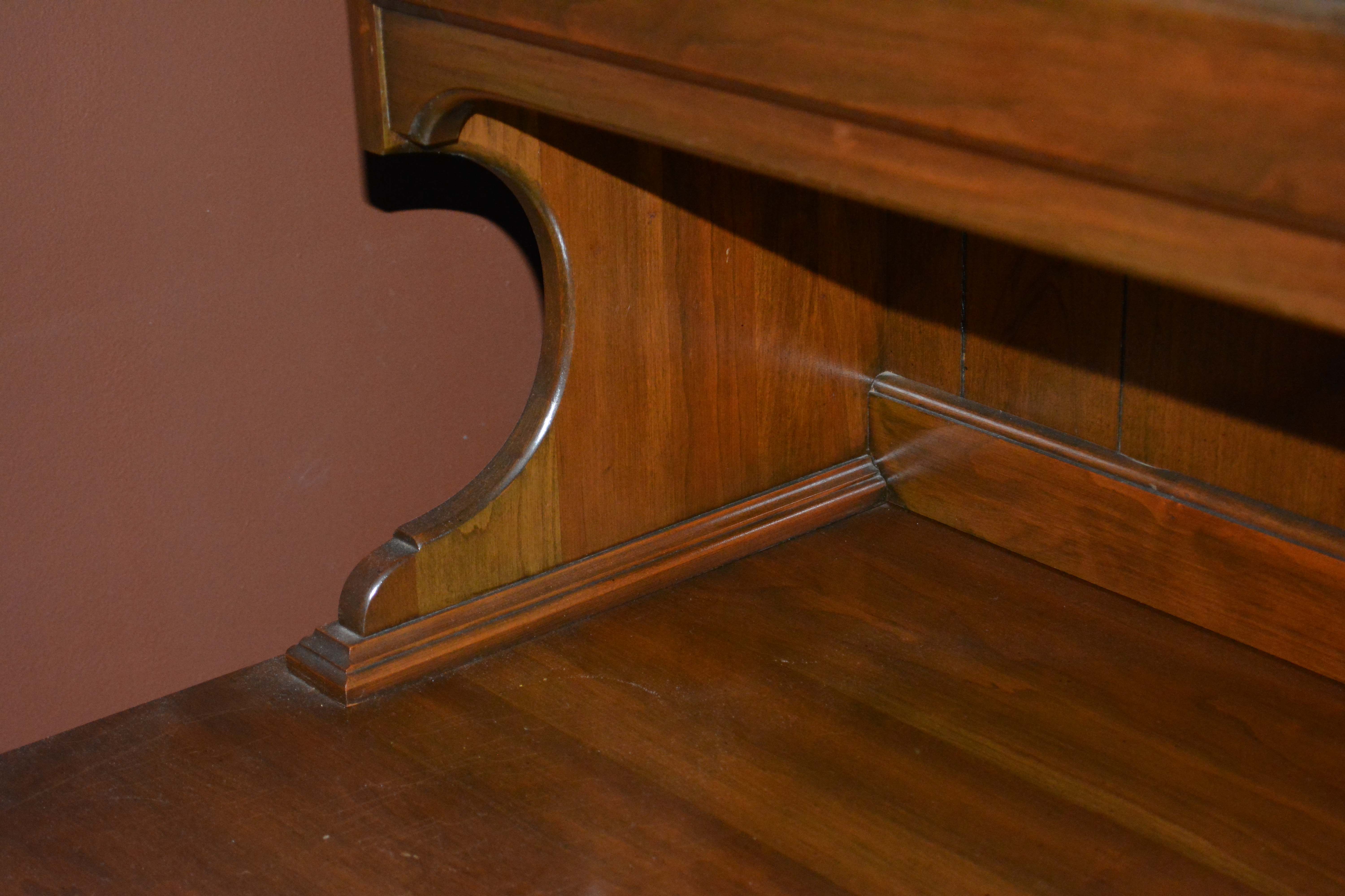 Vintage Colonial Style Cherry China Cabinet by Pennsylvania House