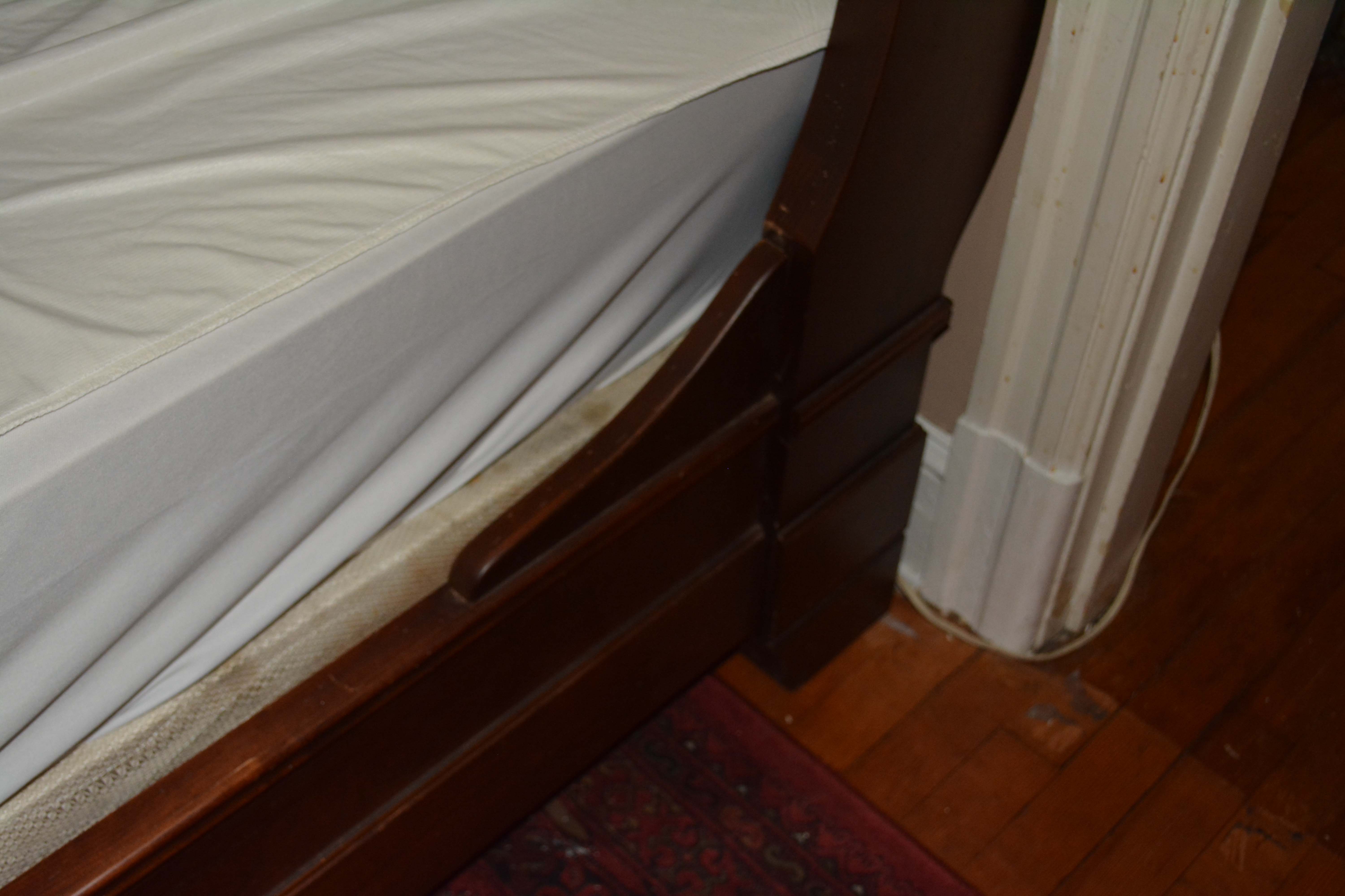 Vintage Cherry Queen Size Sleigh Bed Frame