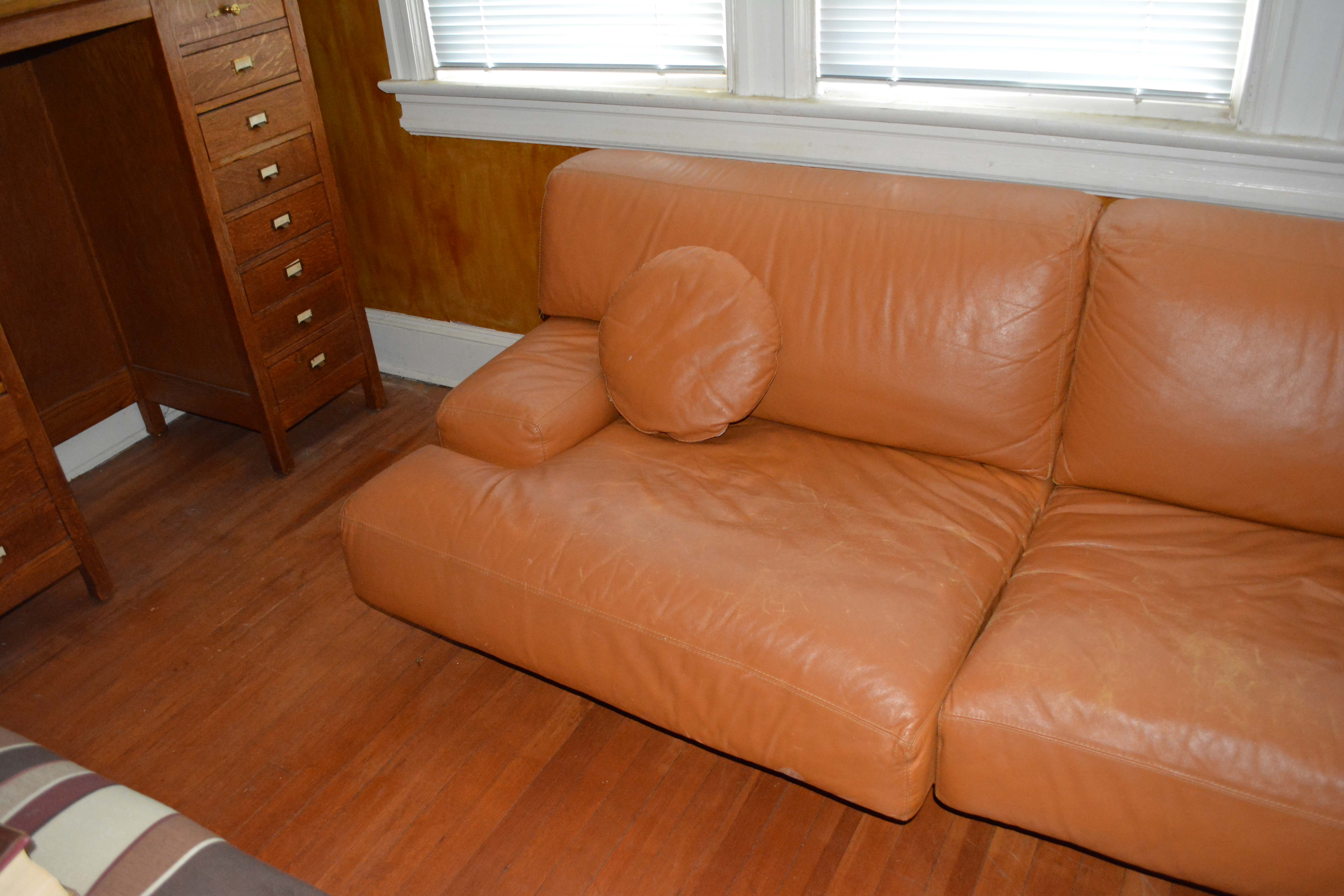 Vintage Leather Sofa by Arketipo