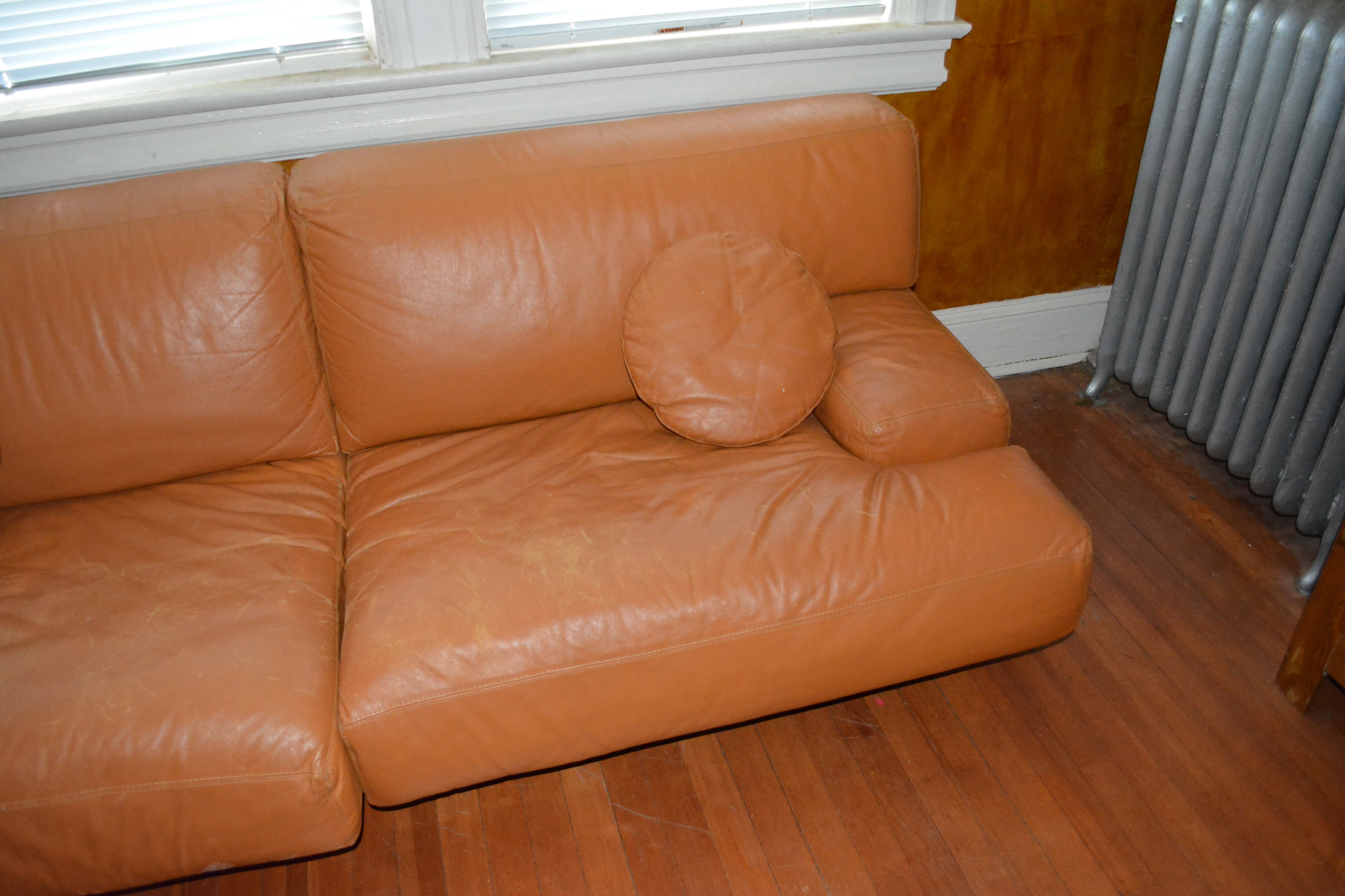 Vintage Leather Sofa by Arketipo