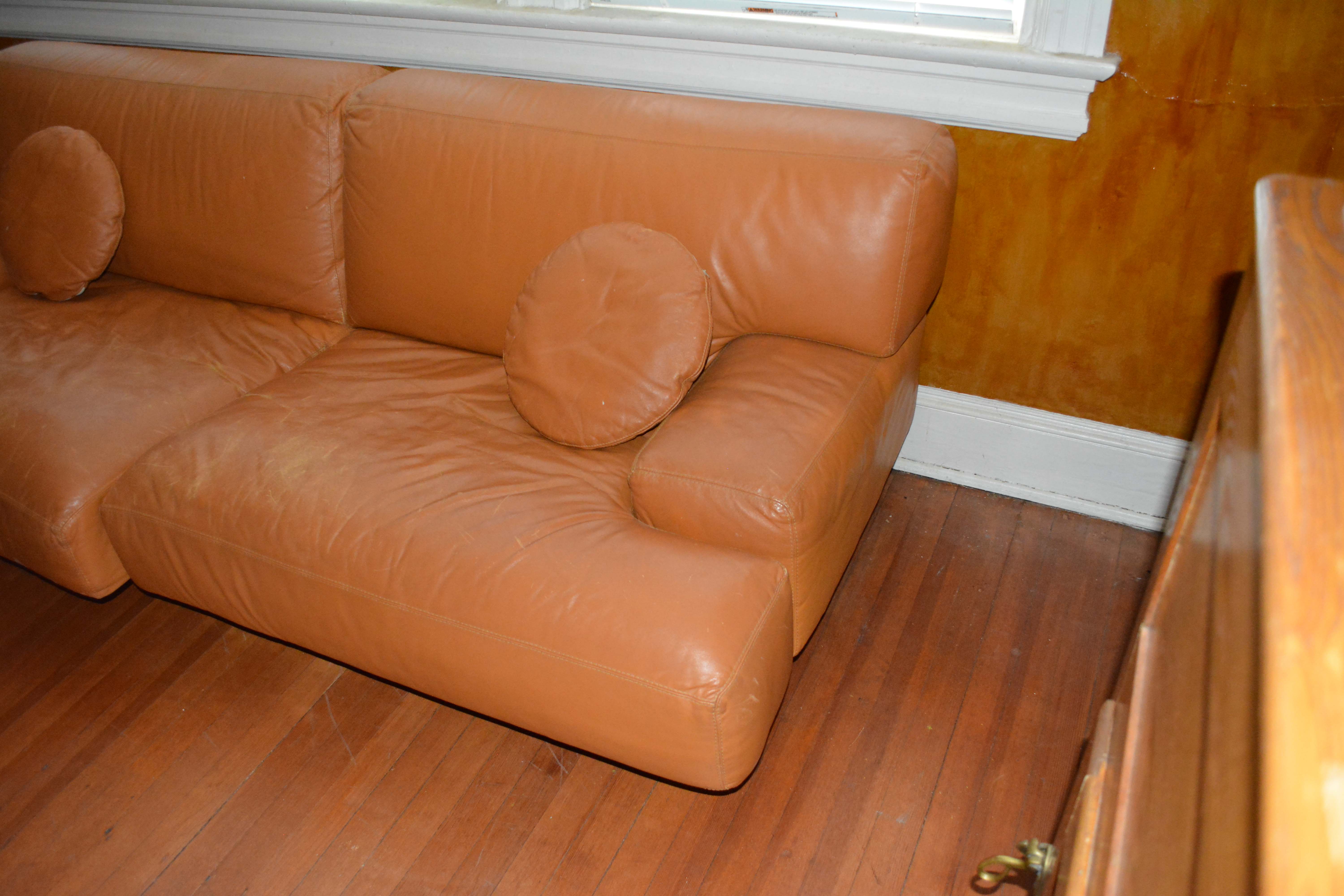 Vintage Leather Sofa by Arketipo