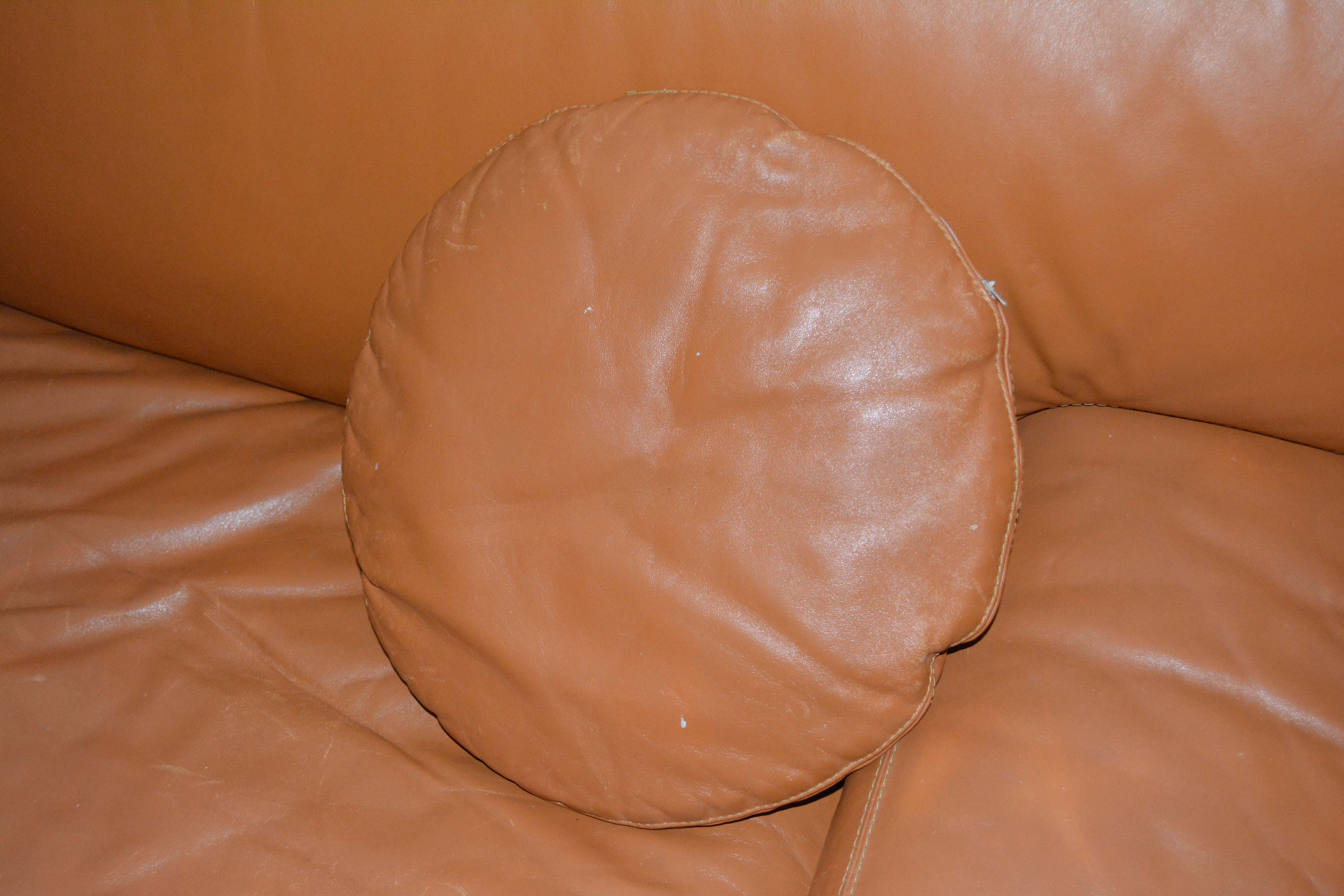 Vintage Leather Sofa by Arketipo