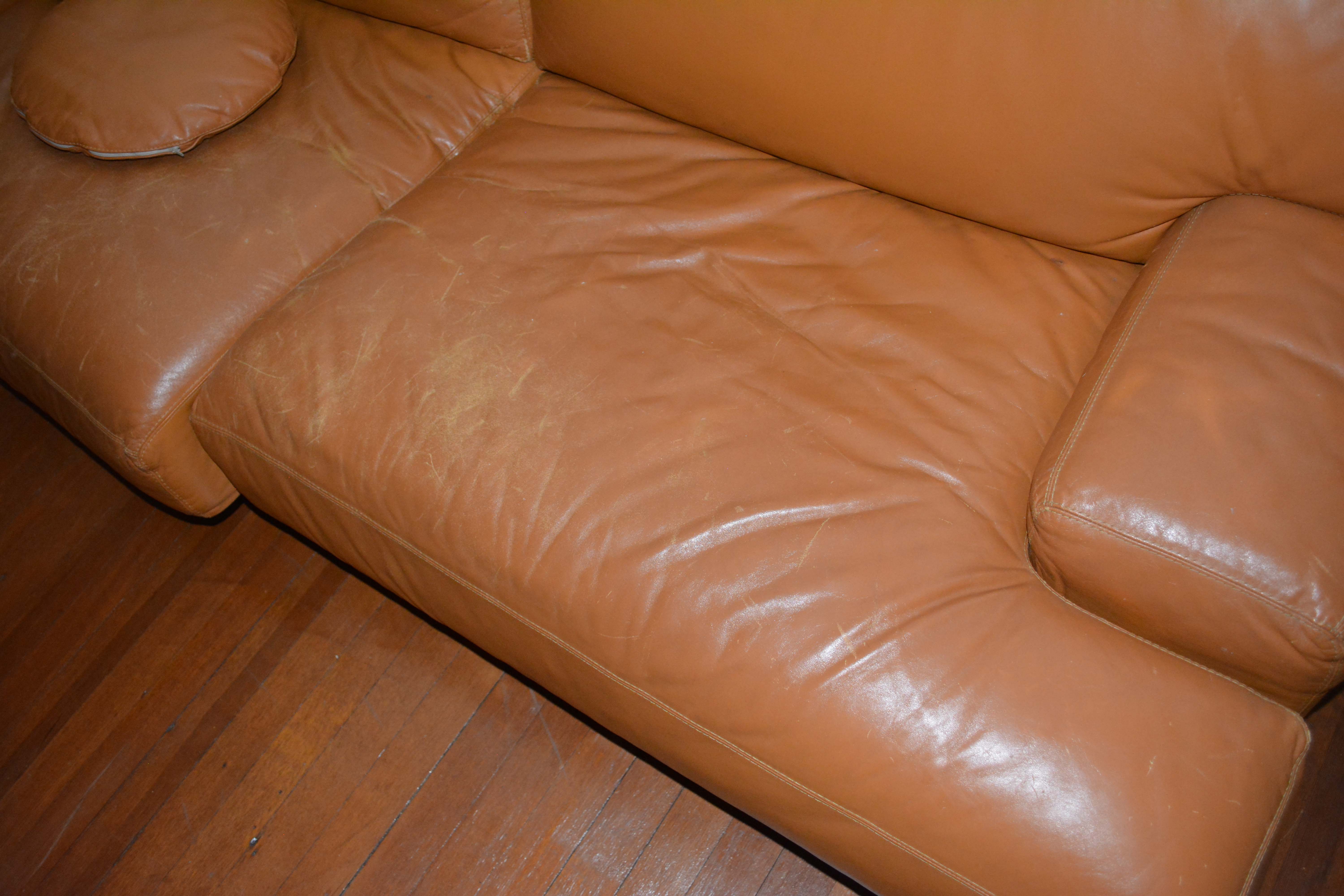 Vintage Leather Sofa by Arketipo