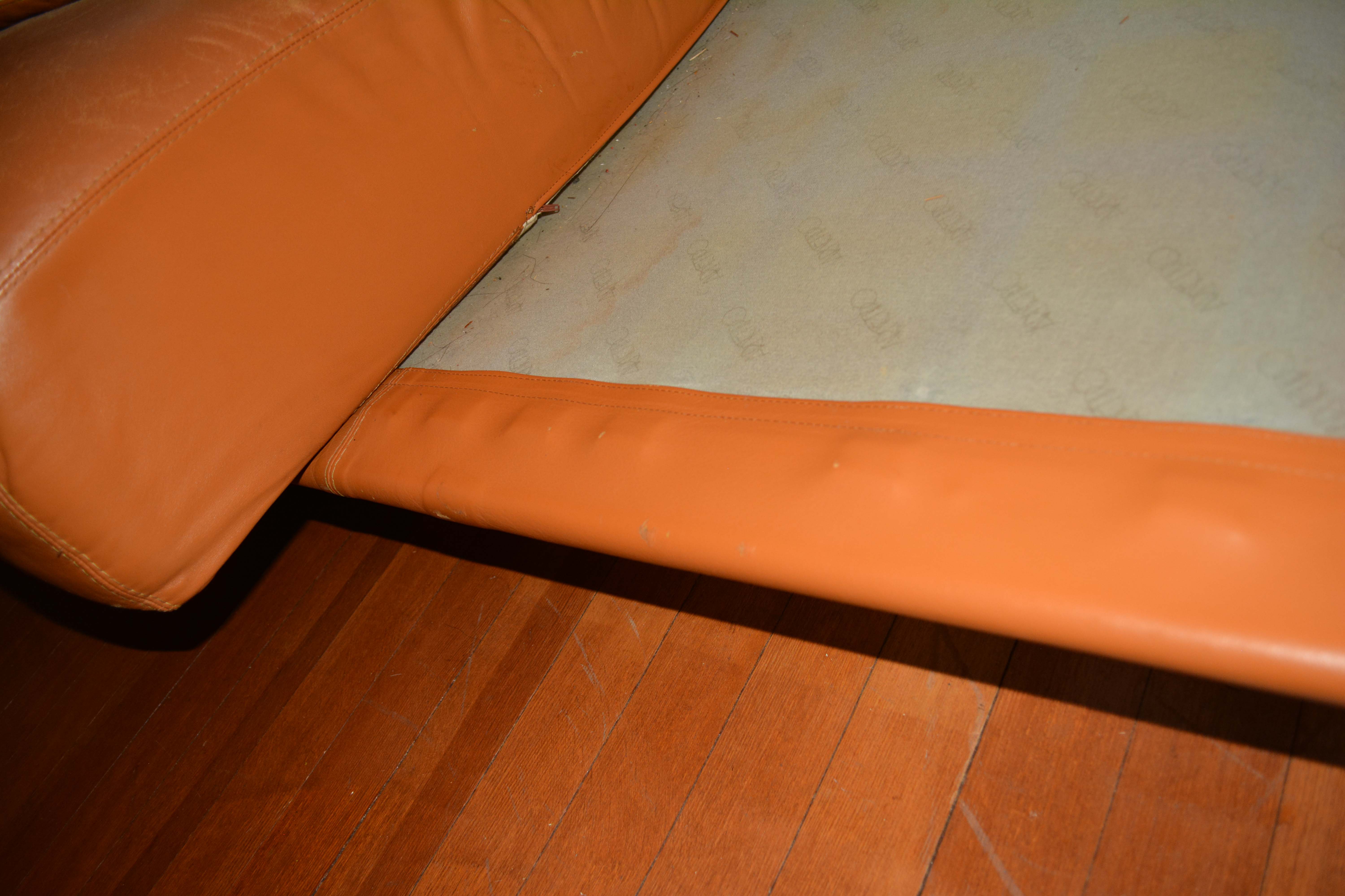 Vintage Leather Sofa by Arketipo