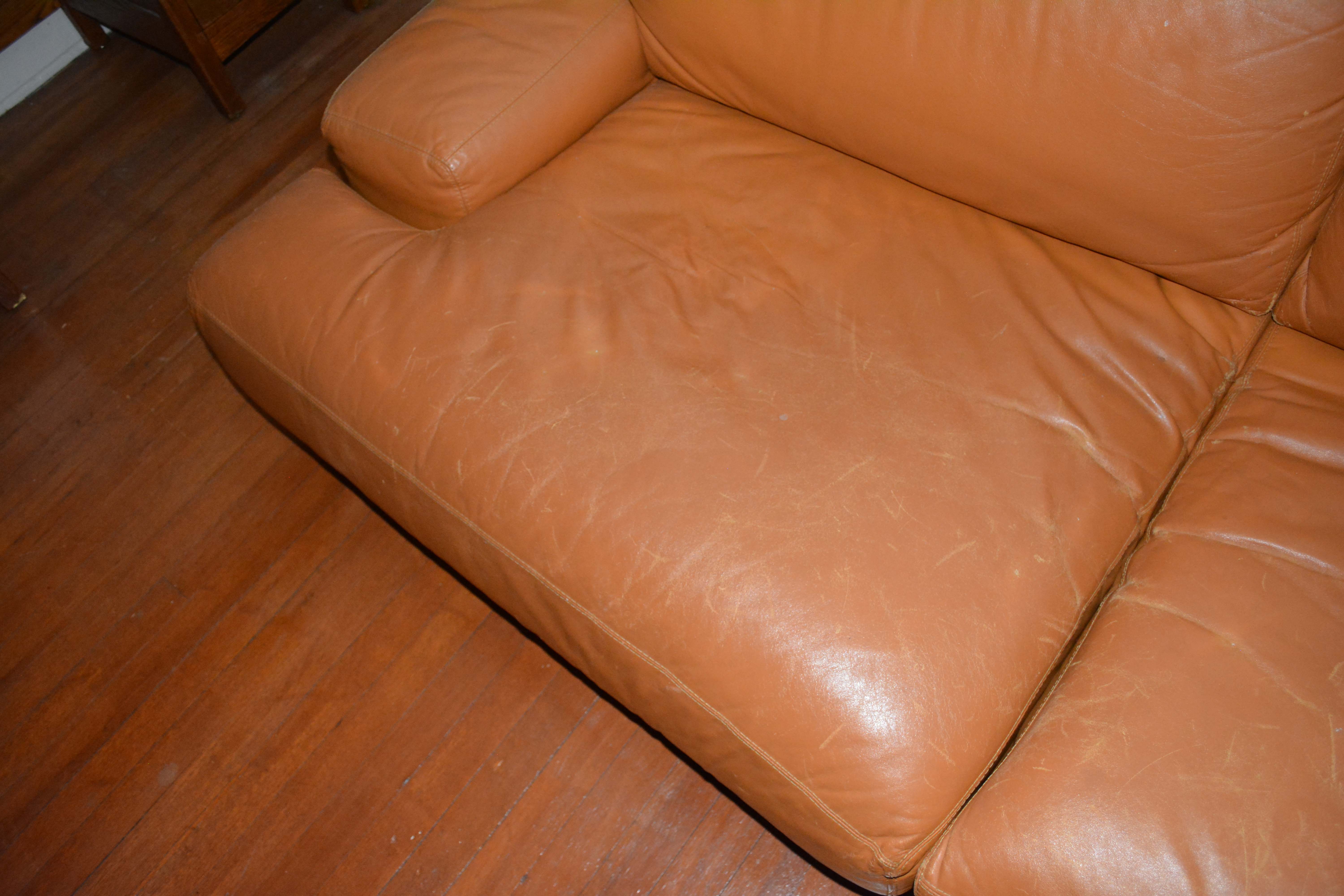 Vintage Leather Sofa by Arketipo