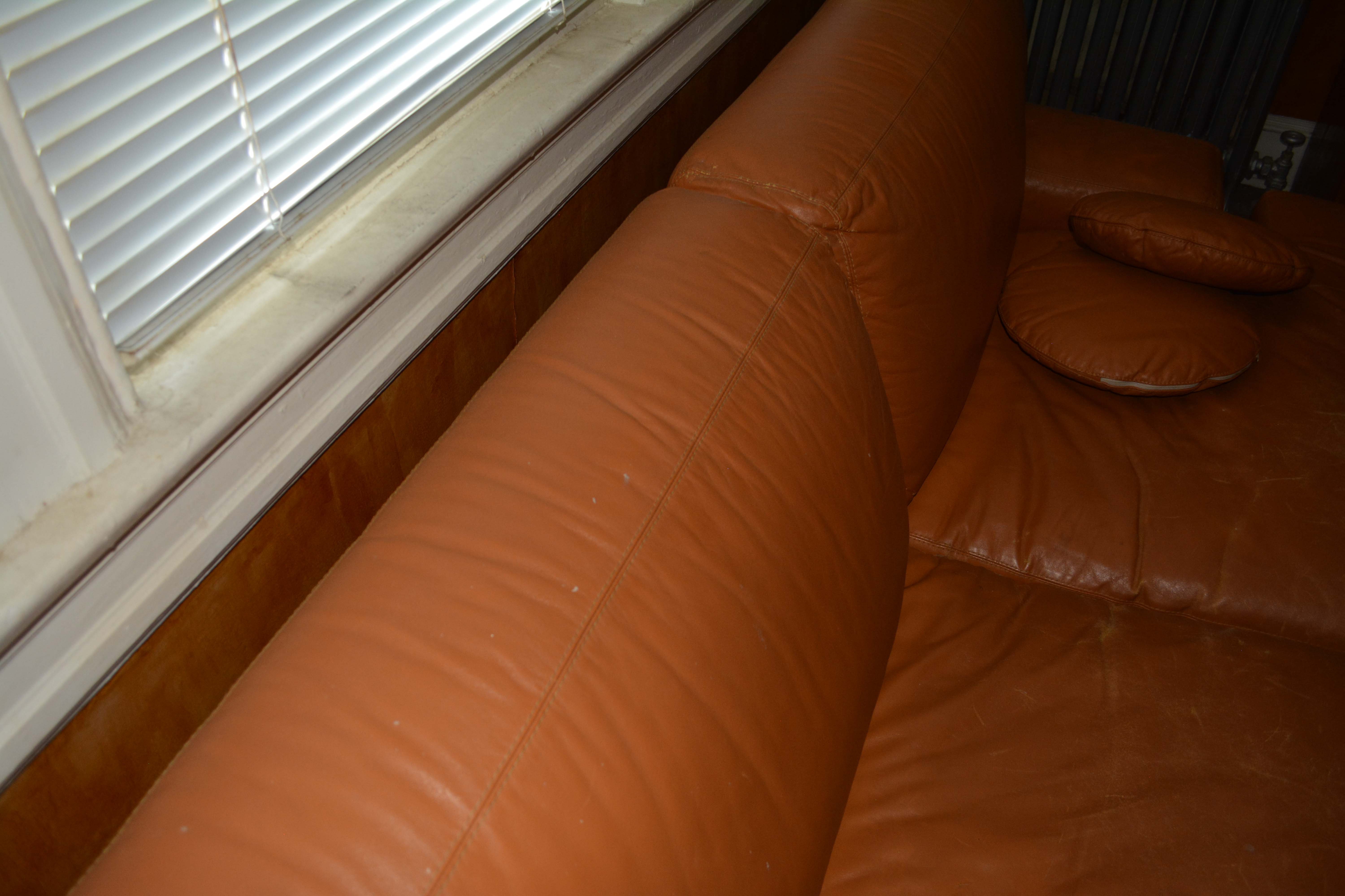 Vintage Leather Sofa by Arketipo