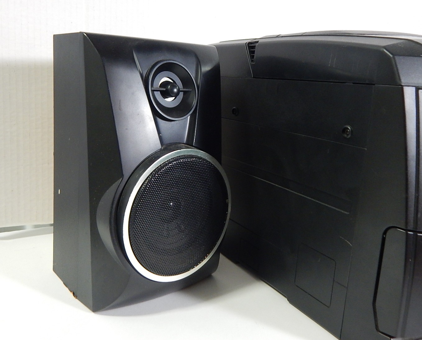 Durabrand 5 CD Player and Speakers and Dynex CD/DVD Player