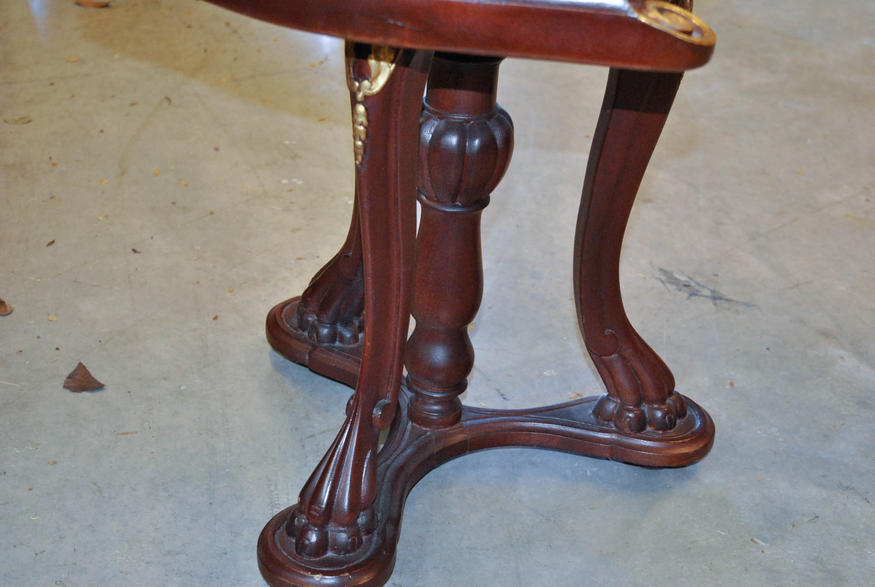 Vintage Empire Style Grotto Clamshell Chair