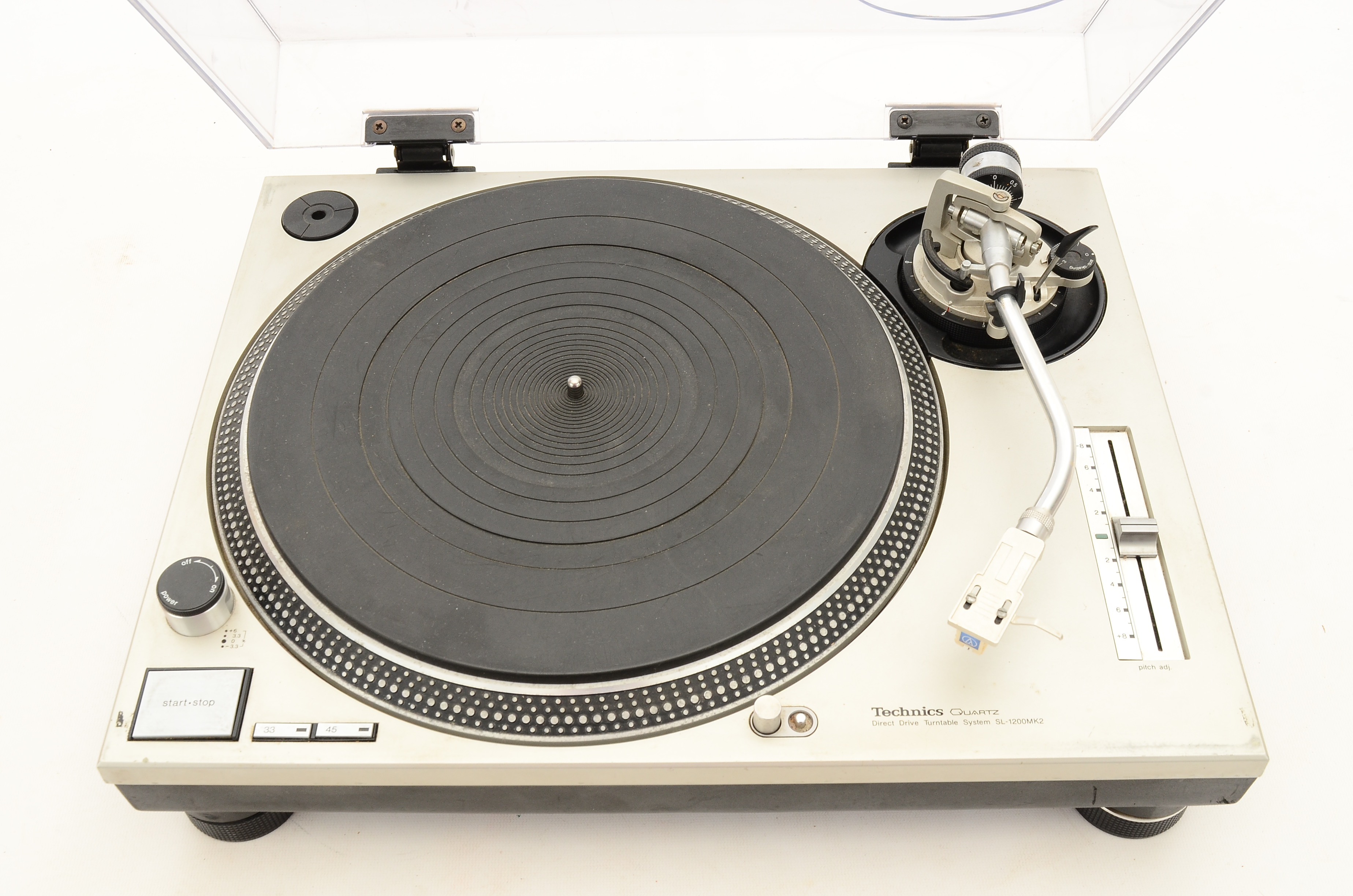 Technics Quartz Turntable