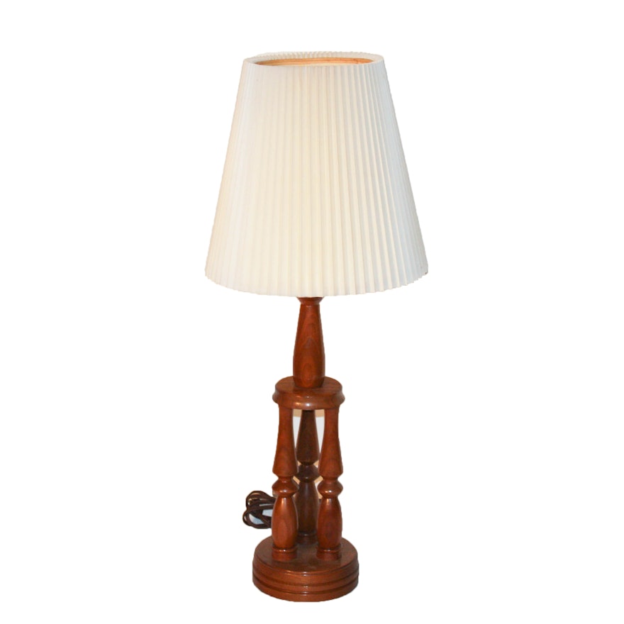 Vintage Wood Spindle Table Lamp