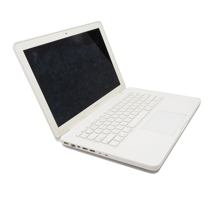 13" MacBook Laptop in White