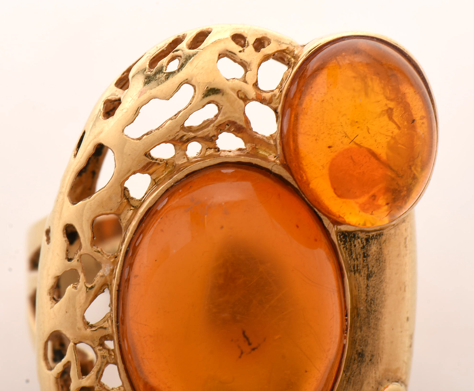 Modernist Style 18K Yellow Gold Amber Cabochon Statement Ring