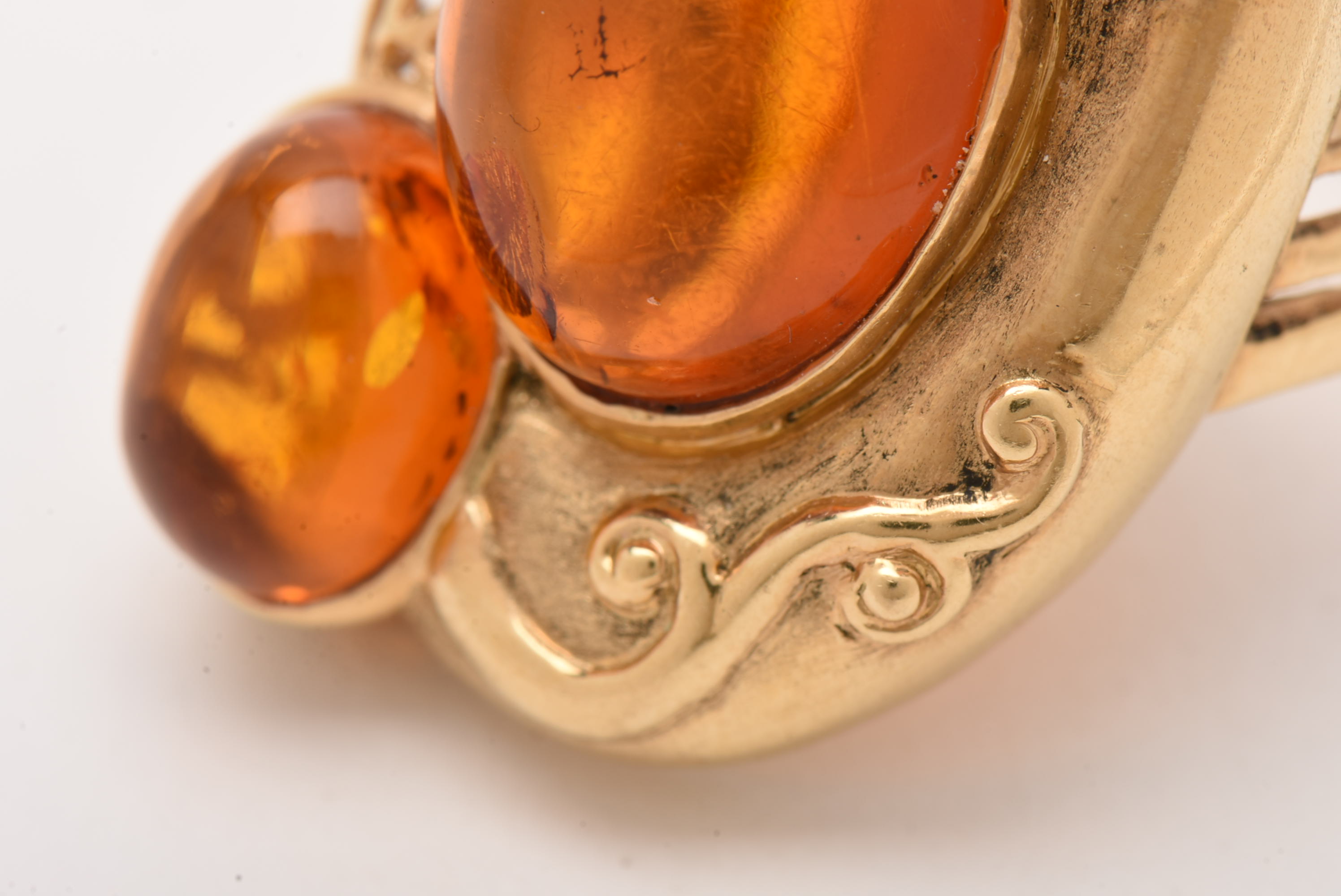 Modernist Style 18K Yellow Gold Amber Cabochon Statement Ring