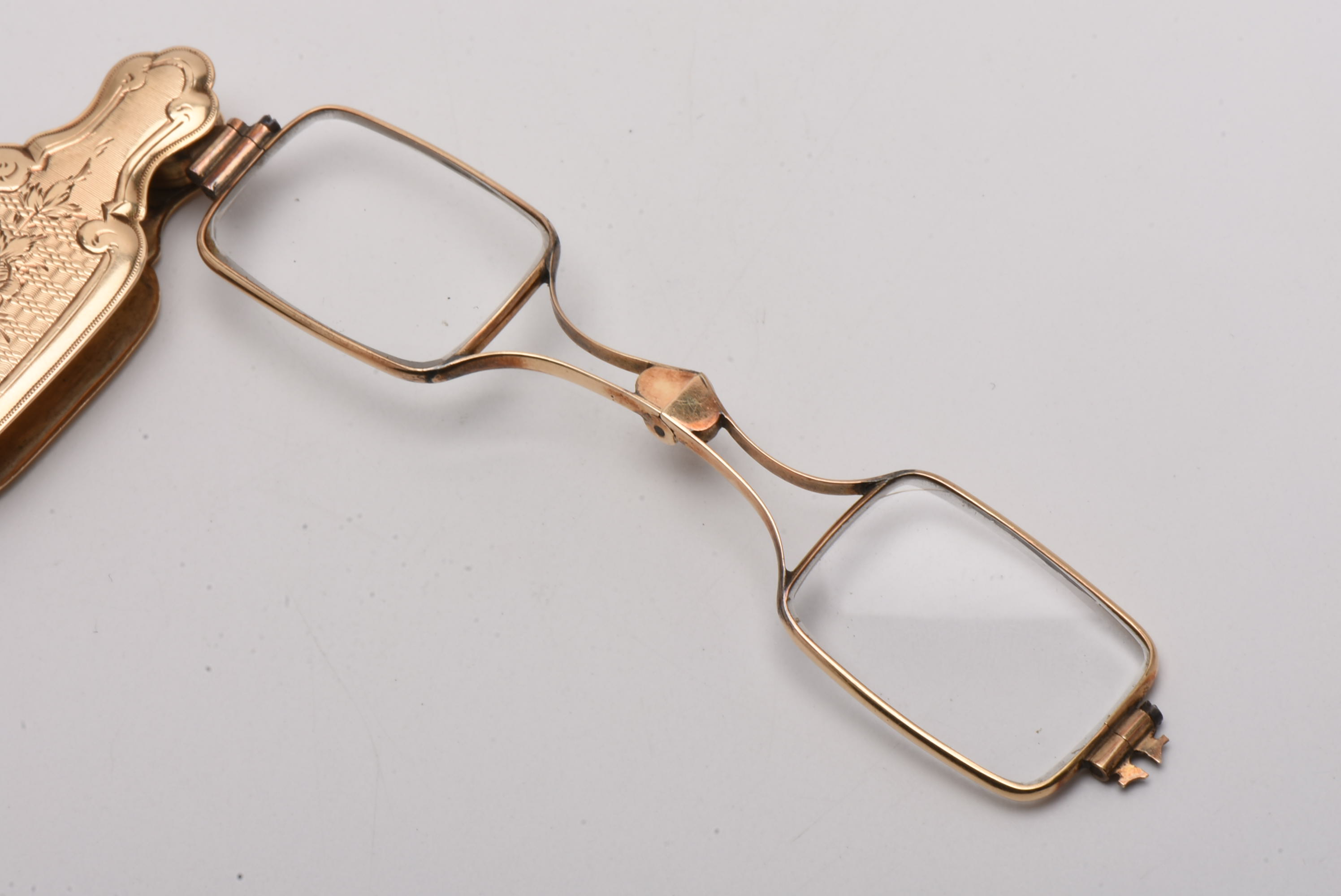 Victorian 14K Yellow Gold Engraved Lorgnette