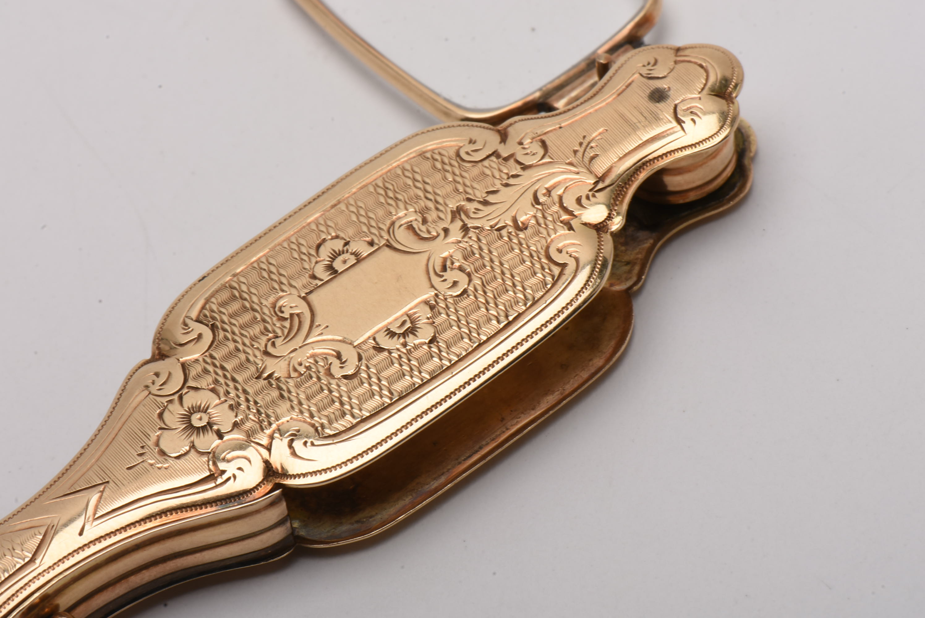 Victorian 14K Yellow Gold Engraved Lorgnette