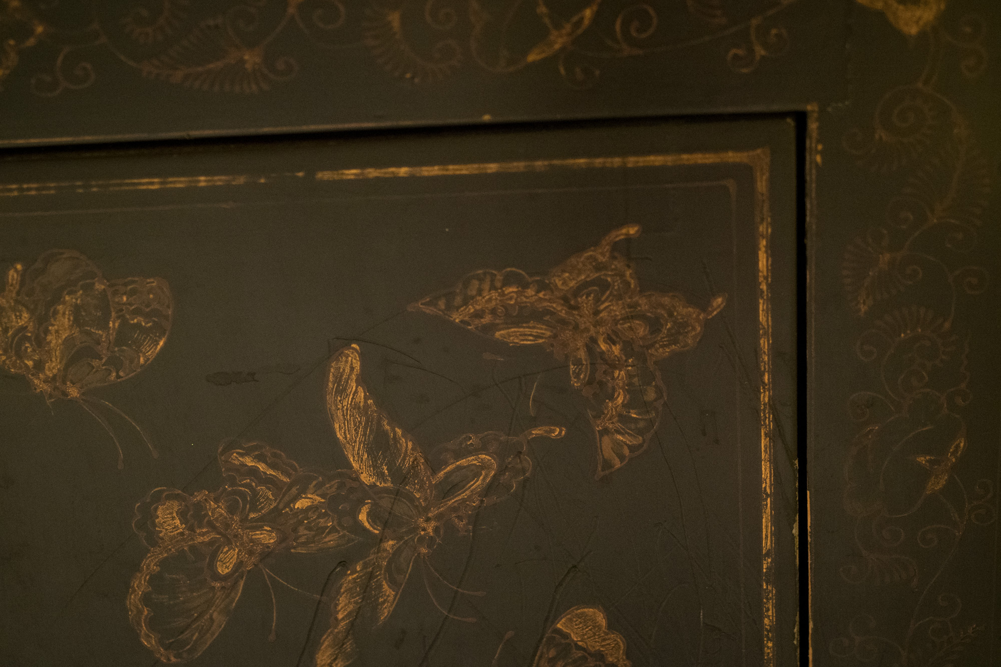 Vintage Chinoiserie Lacquered and Painted Cabinet