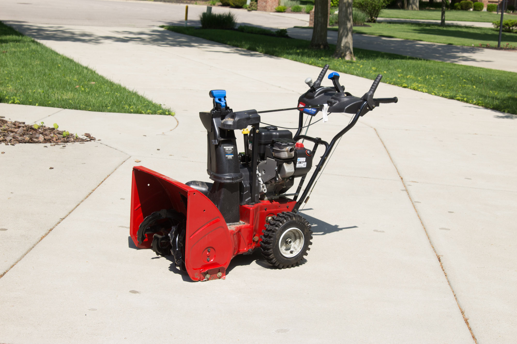 Toro Power Max 724OE Snowblower