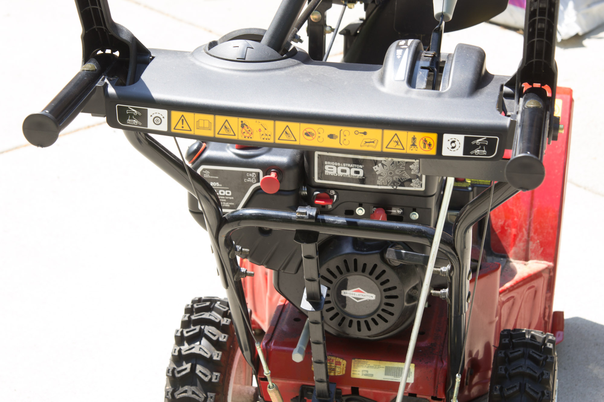 Toro Power Max 724OE Snowblower