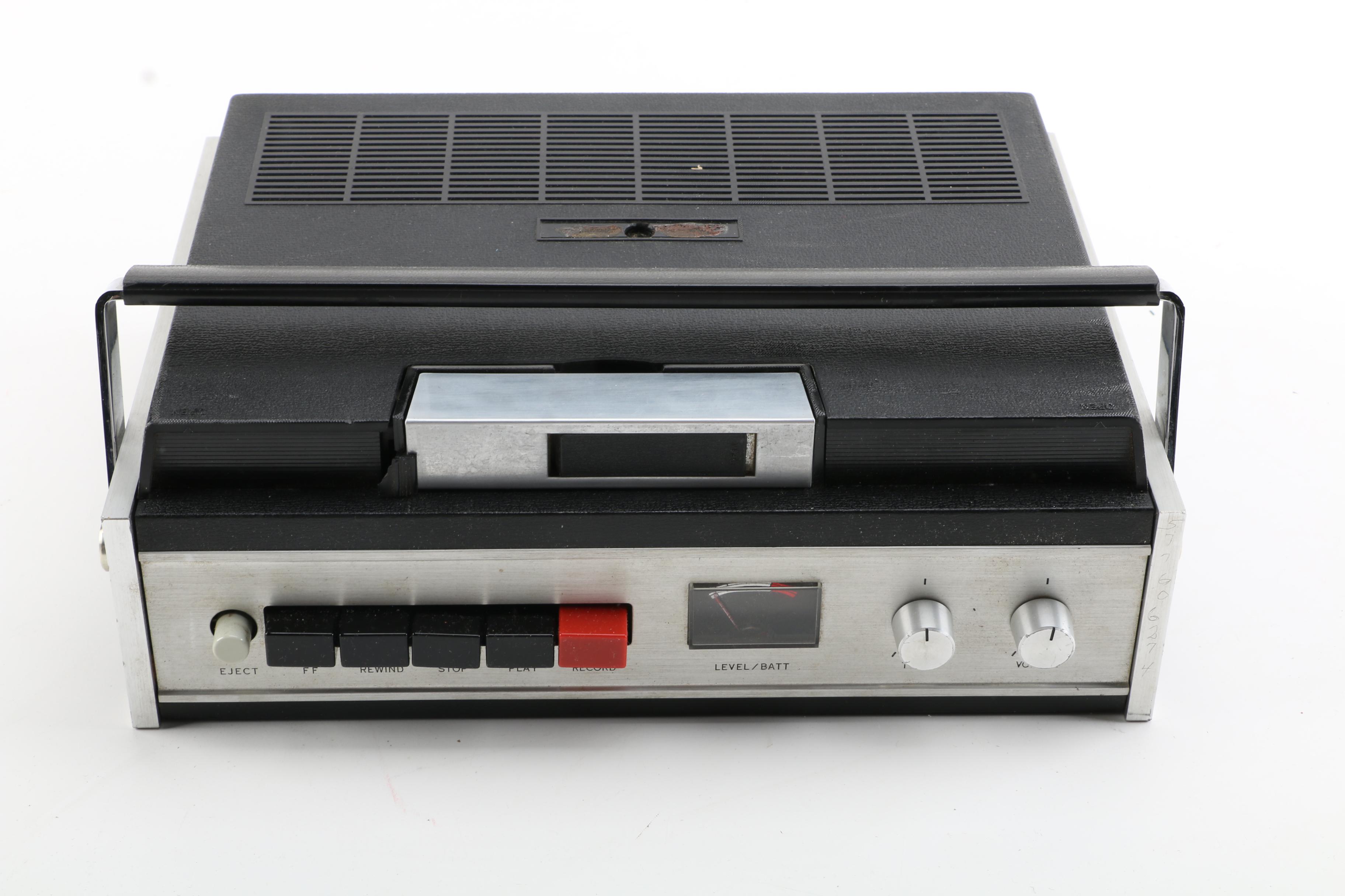 Vintage Concord F-98 Cassette Recorder with Case