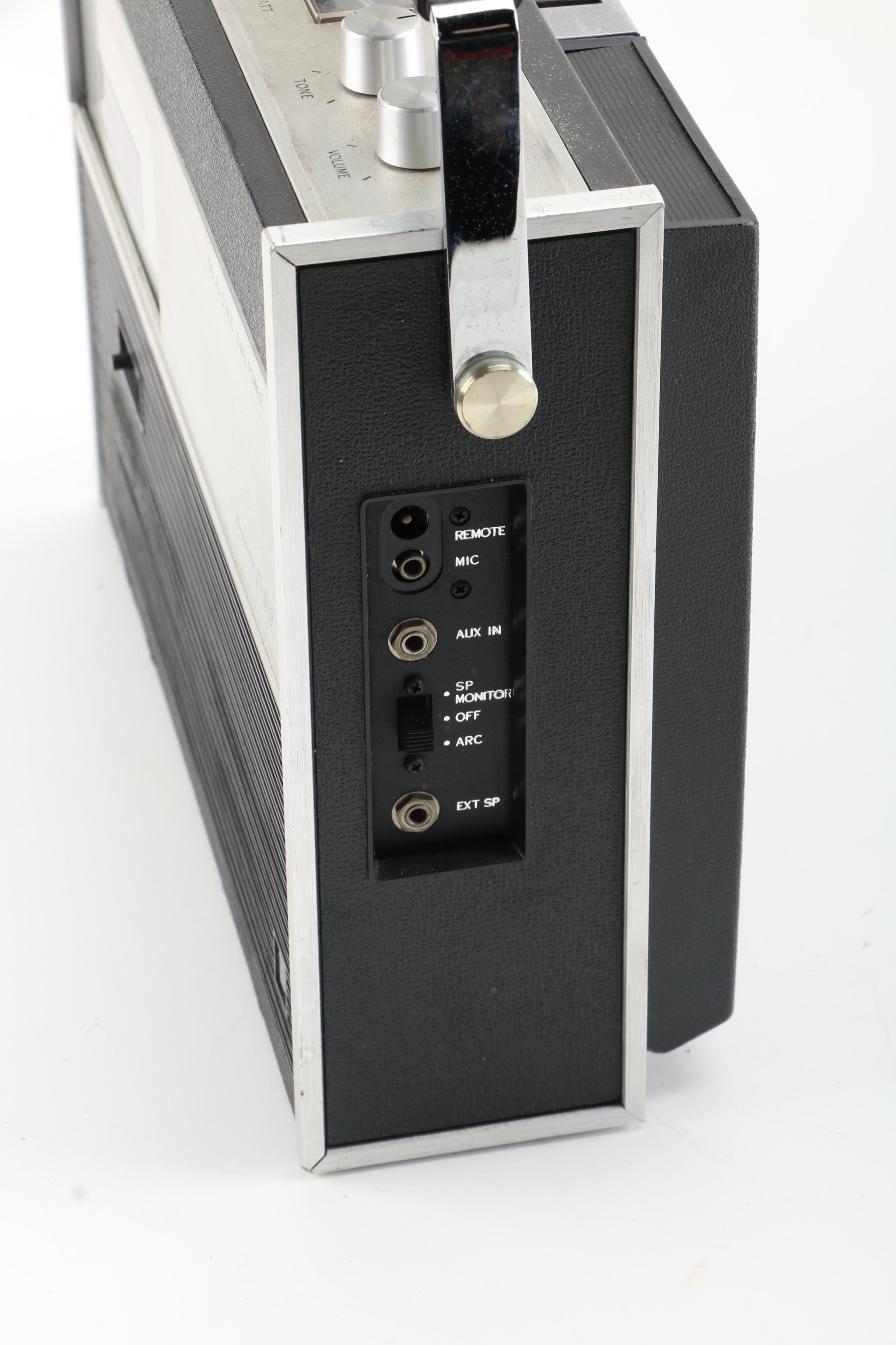 Vintage Concord F-98 Cassette Recorder with Case