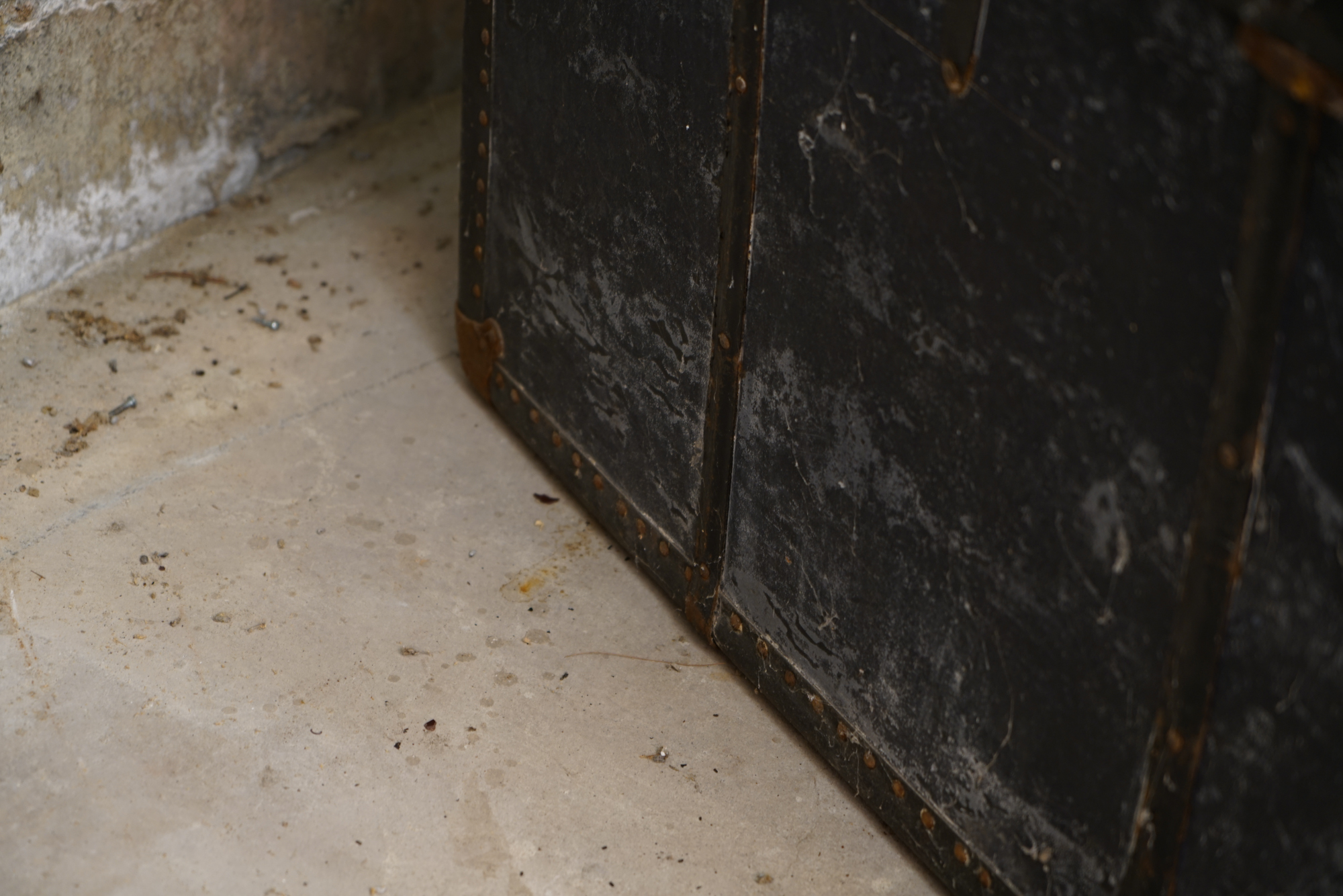 Vintage L. Bamberger & Co. "Neverbreak" Steamer Trunk