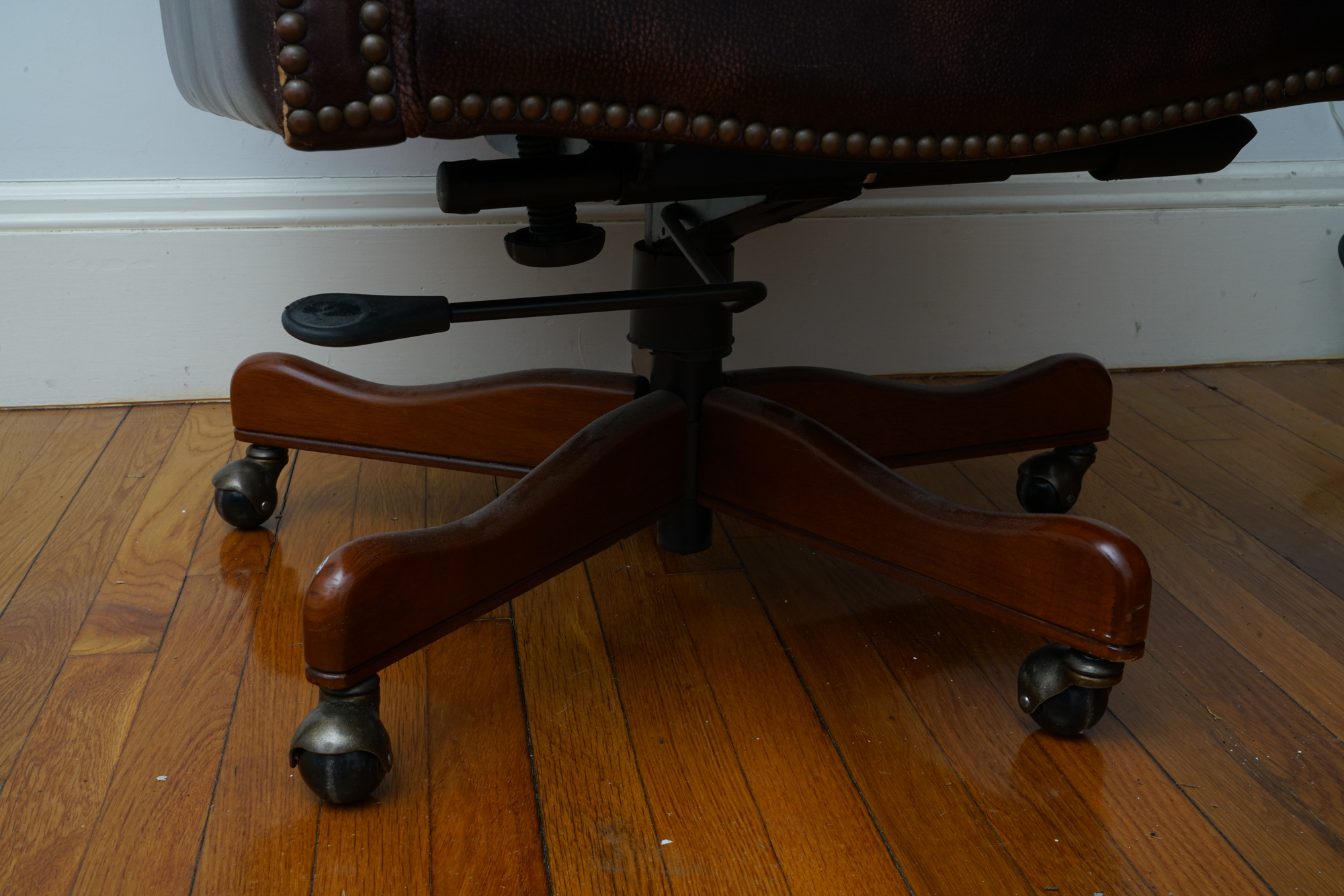 Brown Leather Executive Office Chair by Seven Seas Seating