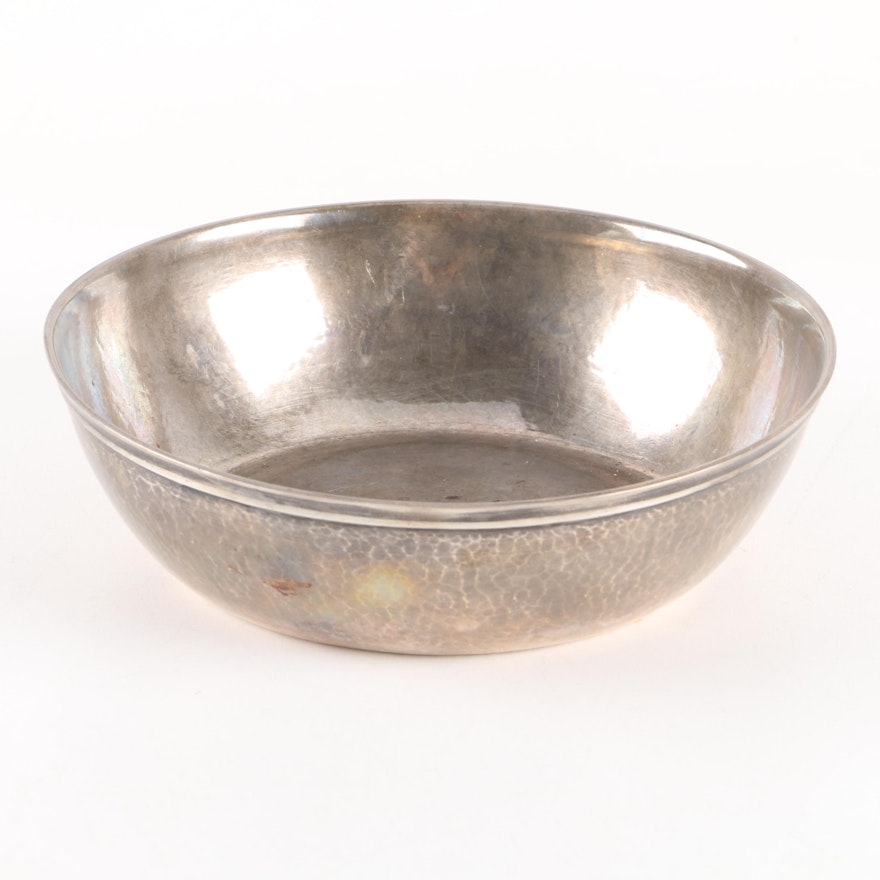 Early 20th Century Merrill Shops Sterling Silver Arts & Crafts Hammered Bowl