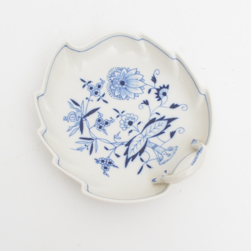 Meissen Footed Nut Dish