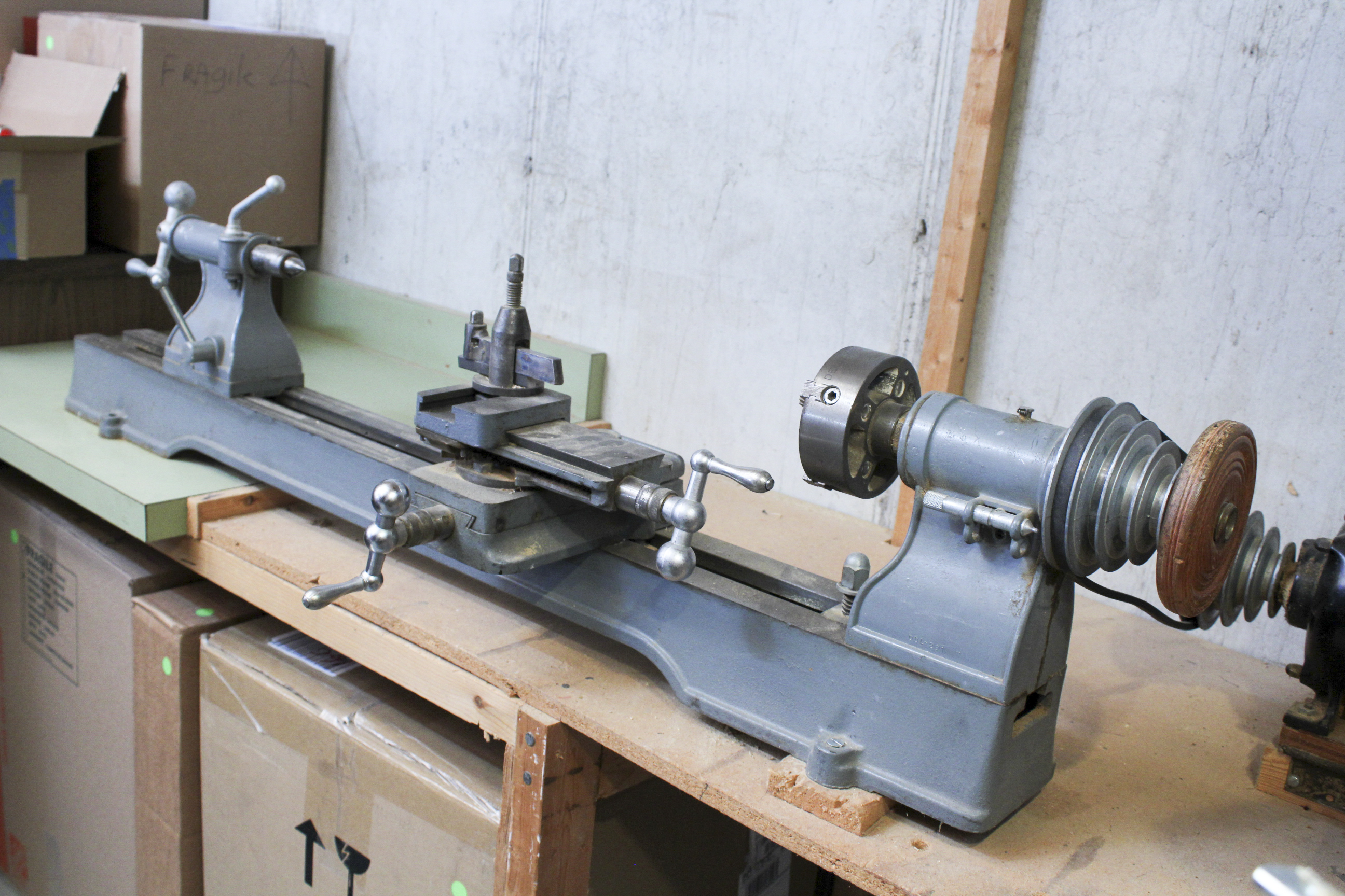 Delta Rockwell "Homecraft" Lathe with Turning Tools