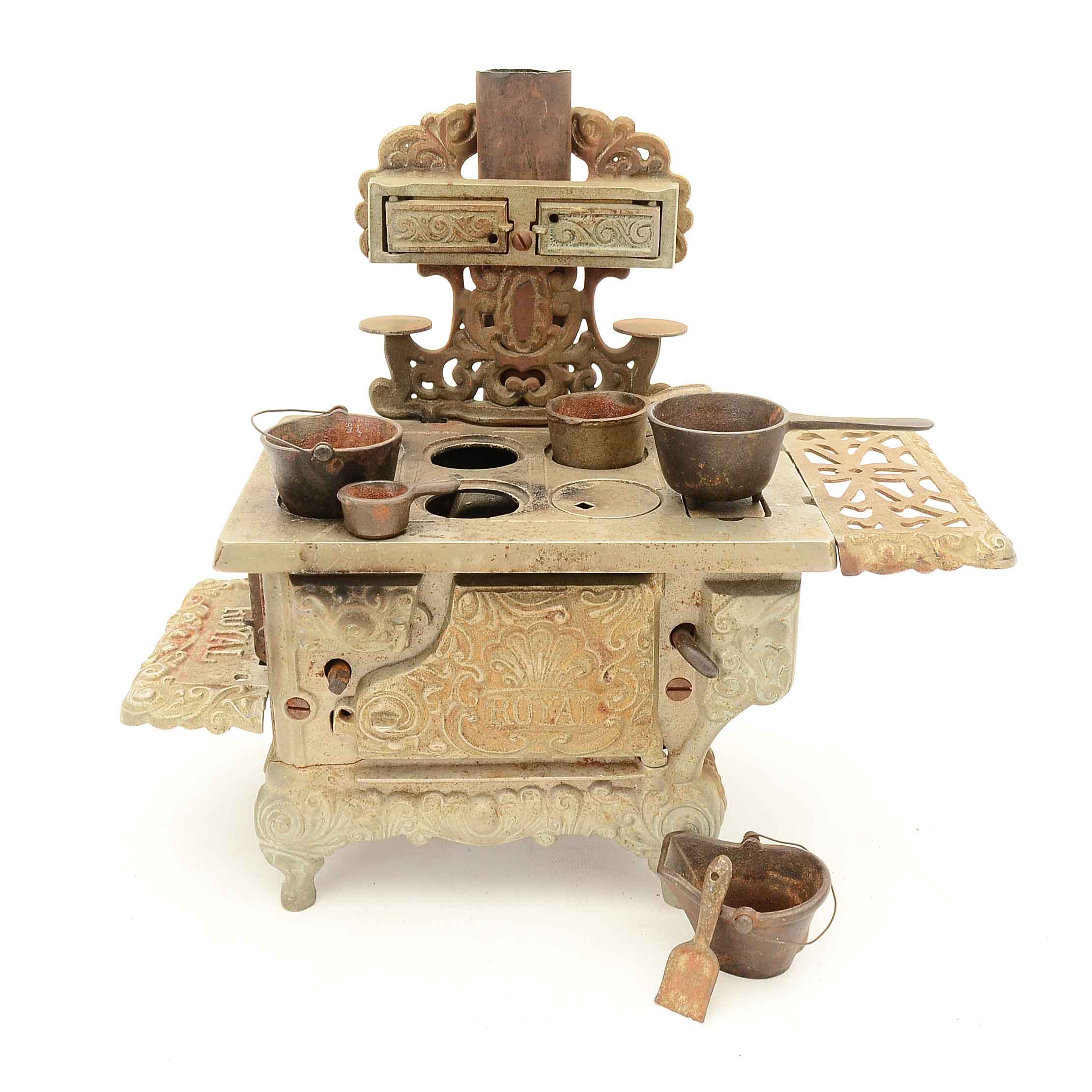 Vintage Royal Kenton Toy Stove and Accessories