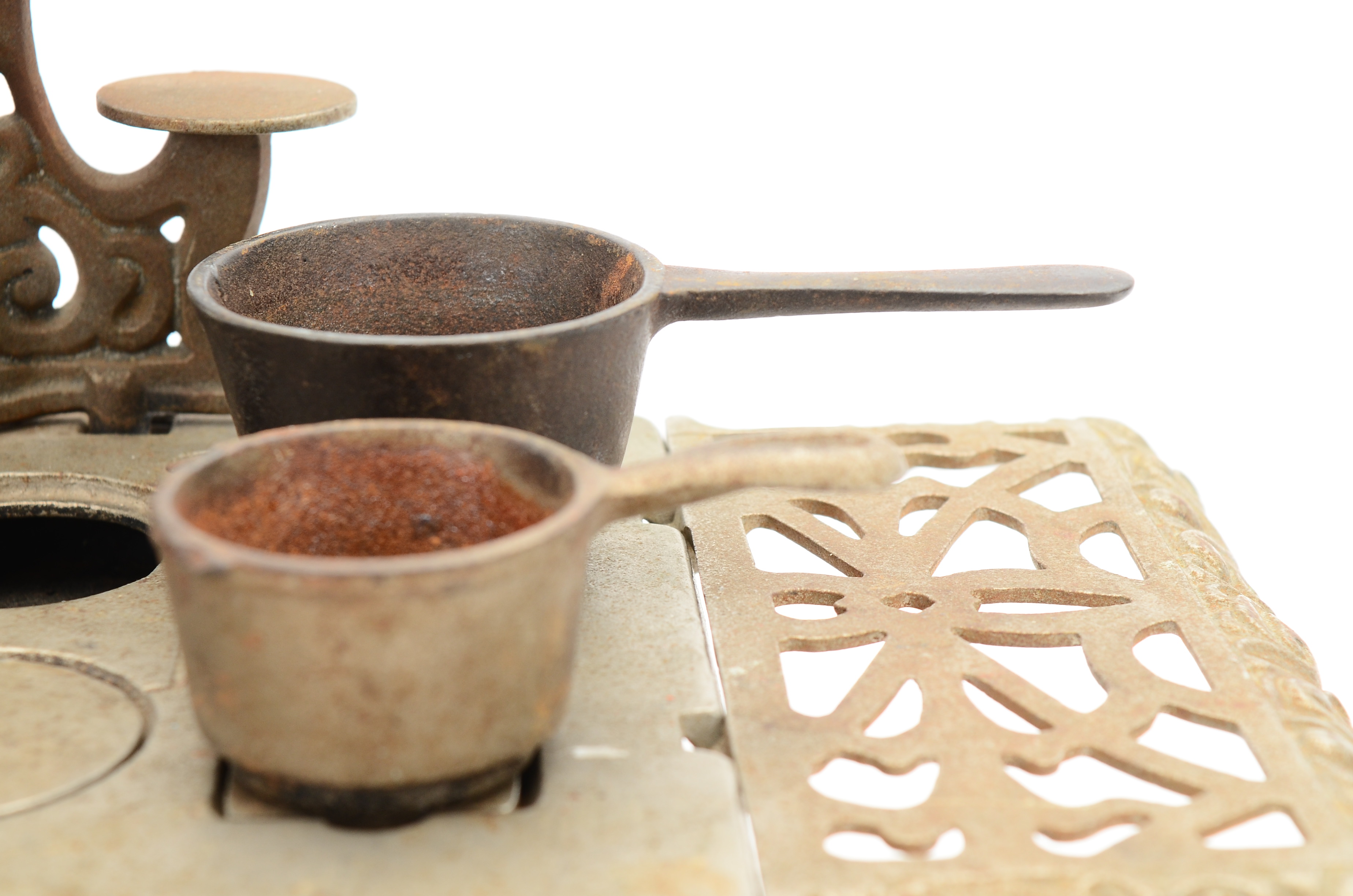 Vintage Royal Kenton Toy Stove and Accessories