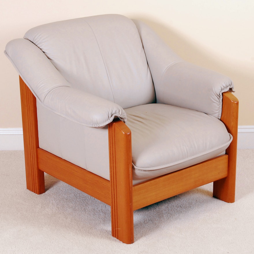 Leather Cushion Armchair by Ekornes