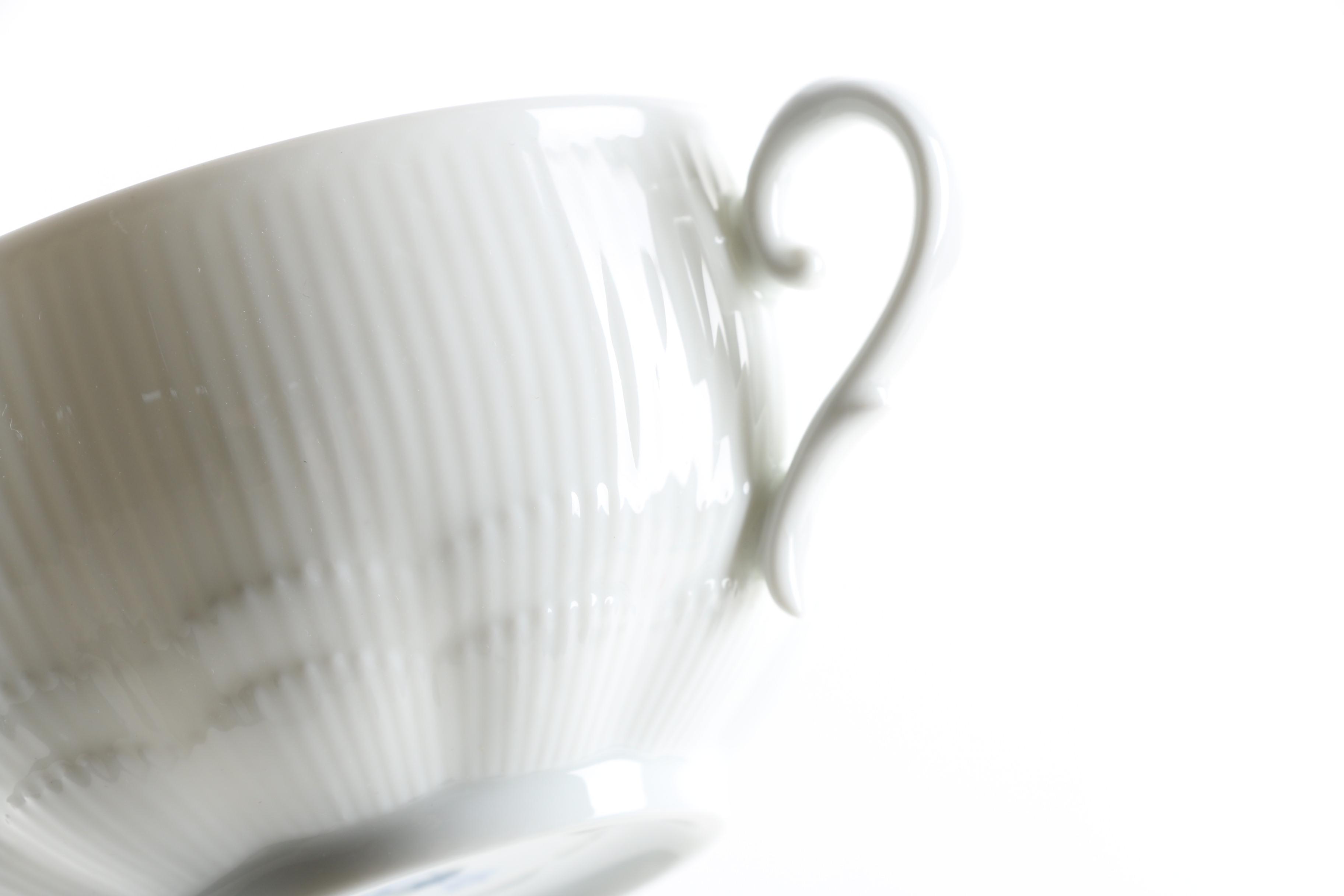 Mid Century Kaiser "Romantica"China