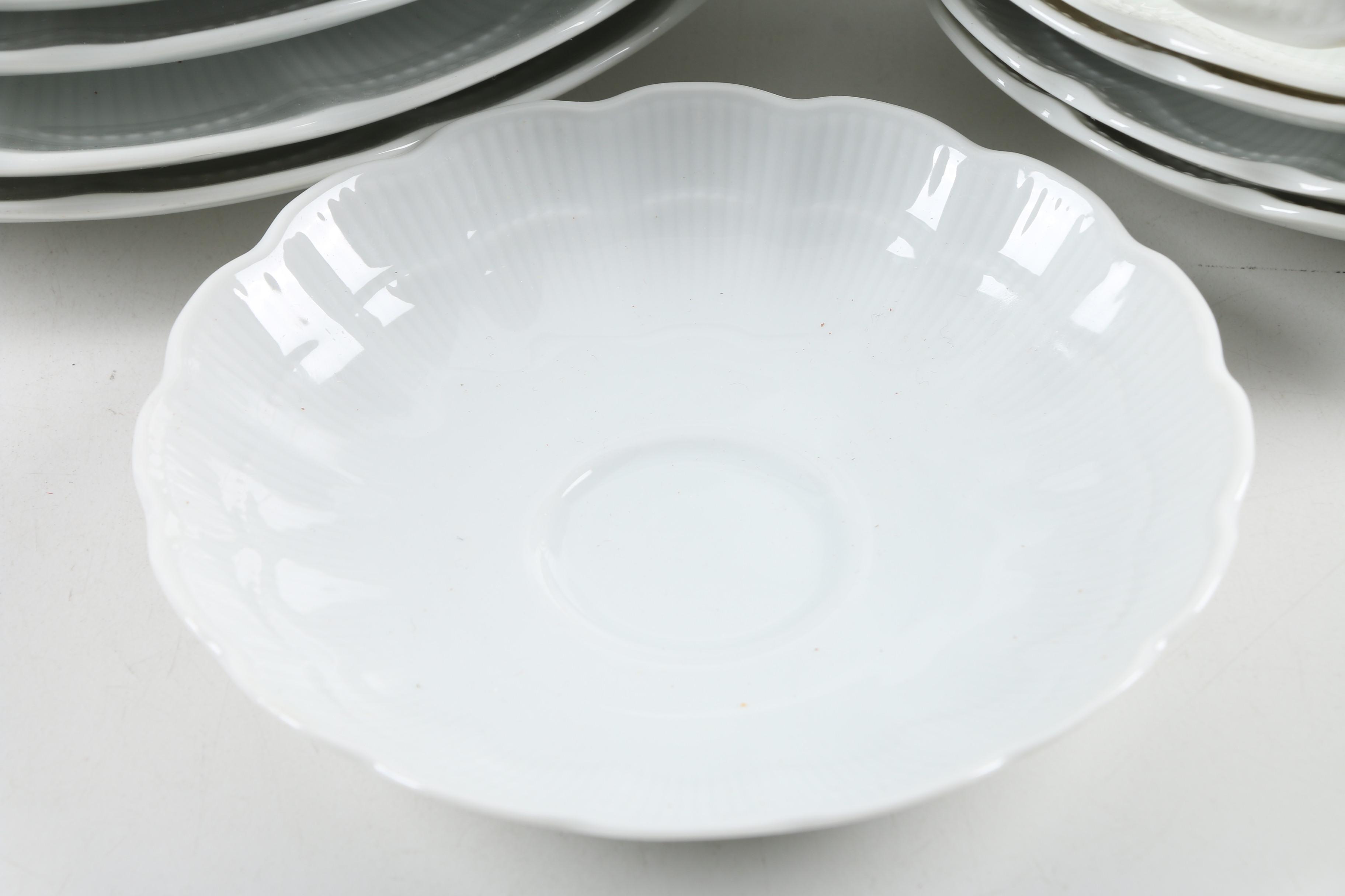 Mid Century Kaiser "Romantica"China