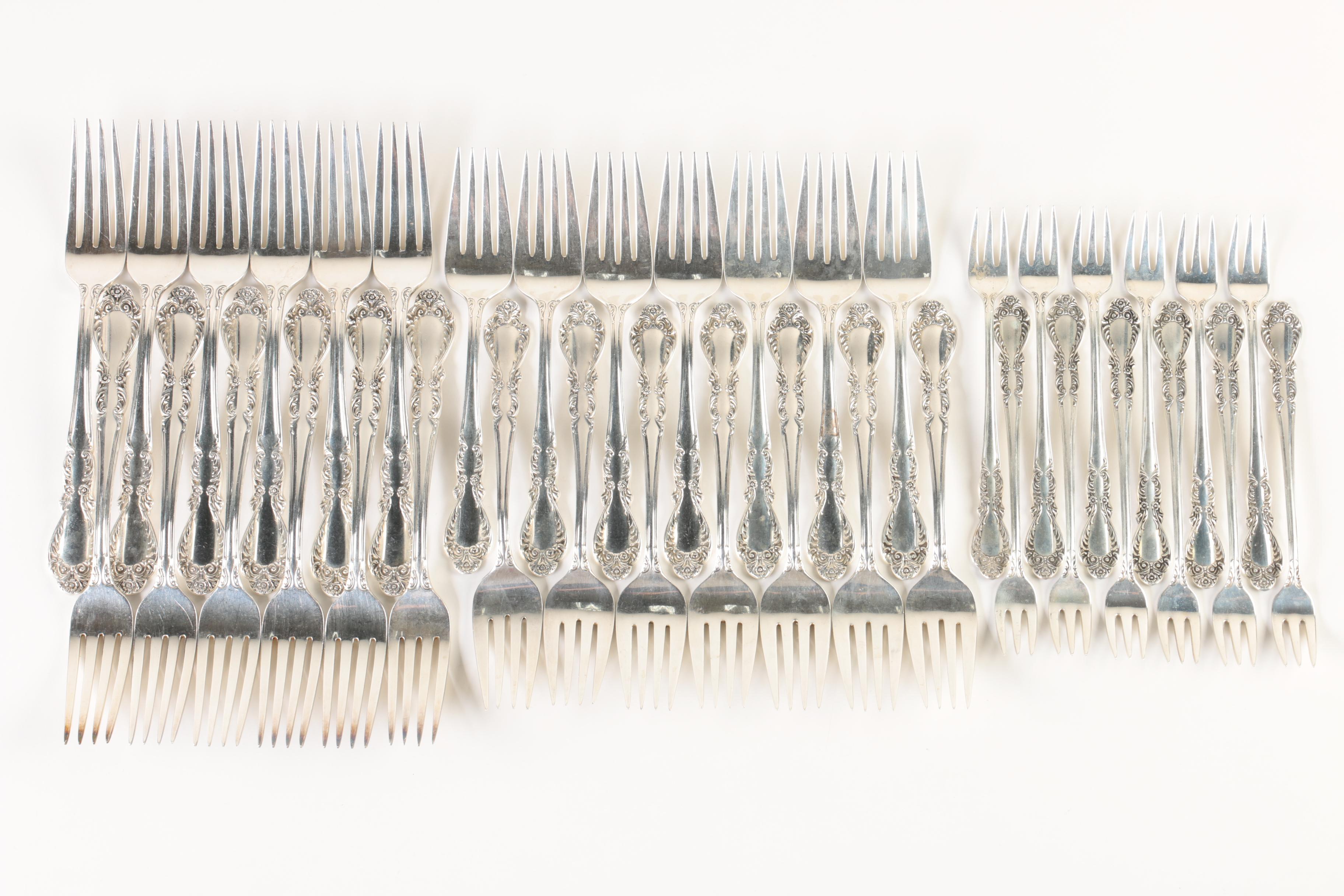 Rogers "Old Charleston" Sterling Silver Flatware Set with Chest
