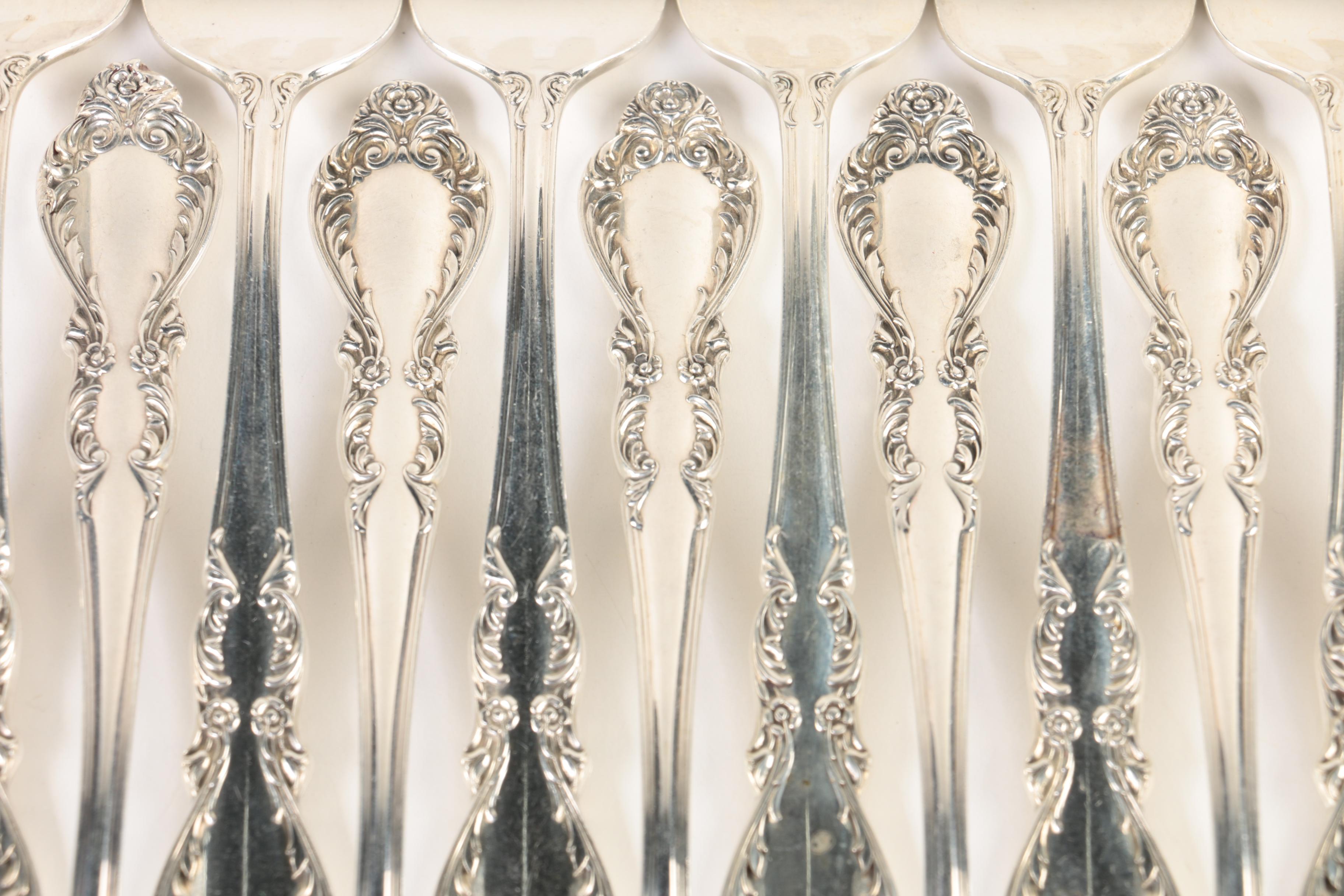 Rogers "Old Charleston" Sterling Silver Flatware Set with Chest
