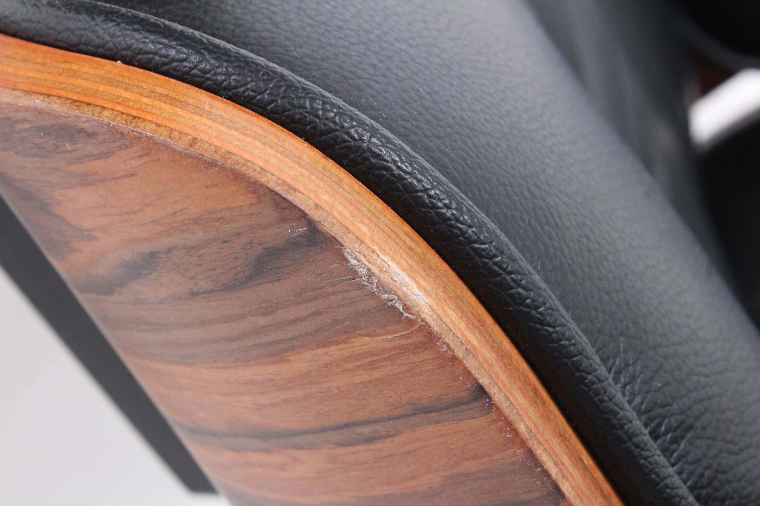 Eames Style Lounge Chair with Ottoman