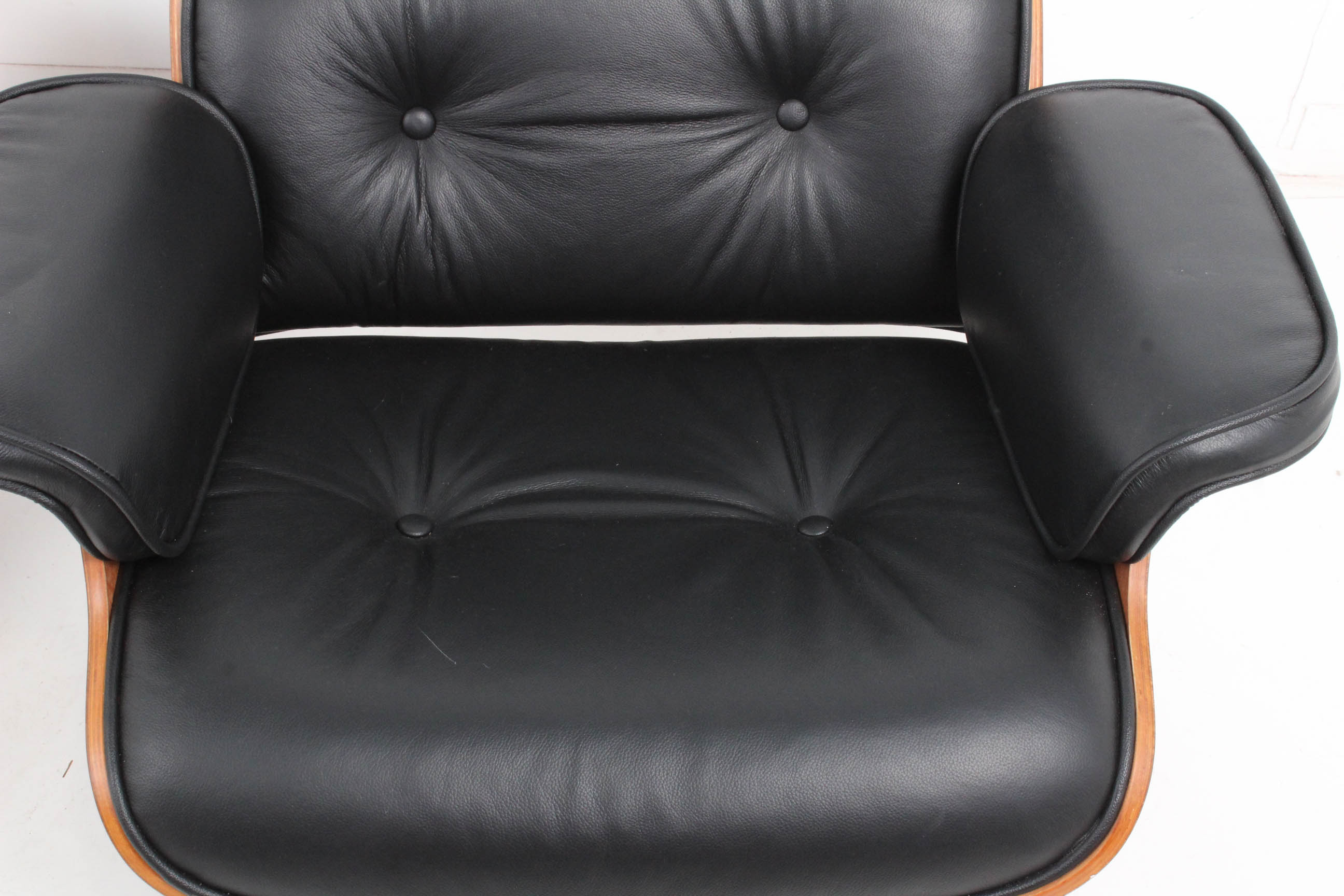 Eames Style Lounge Chair with Ottoman