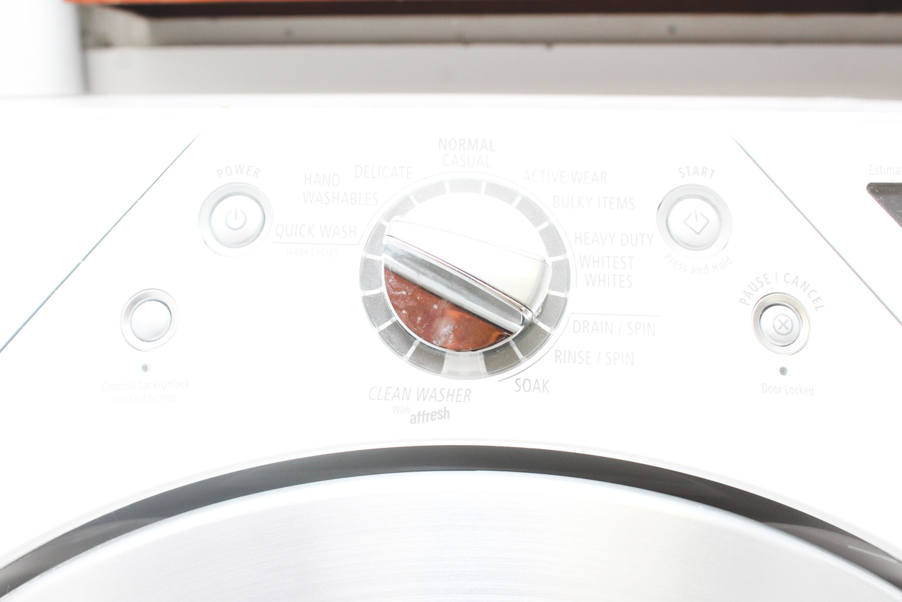 Whirlpool Duet Steam Washing Machine with Pedestal