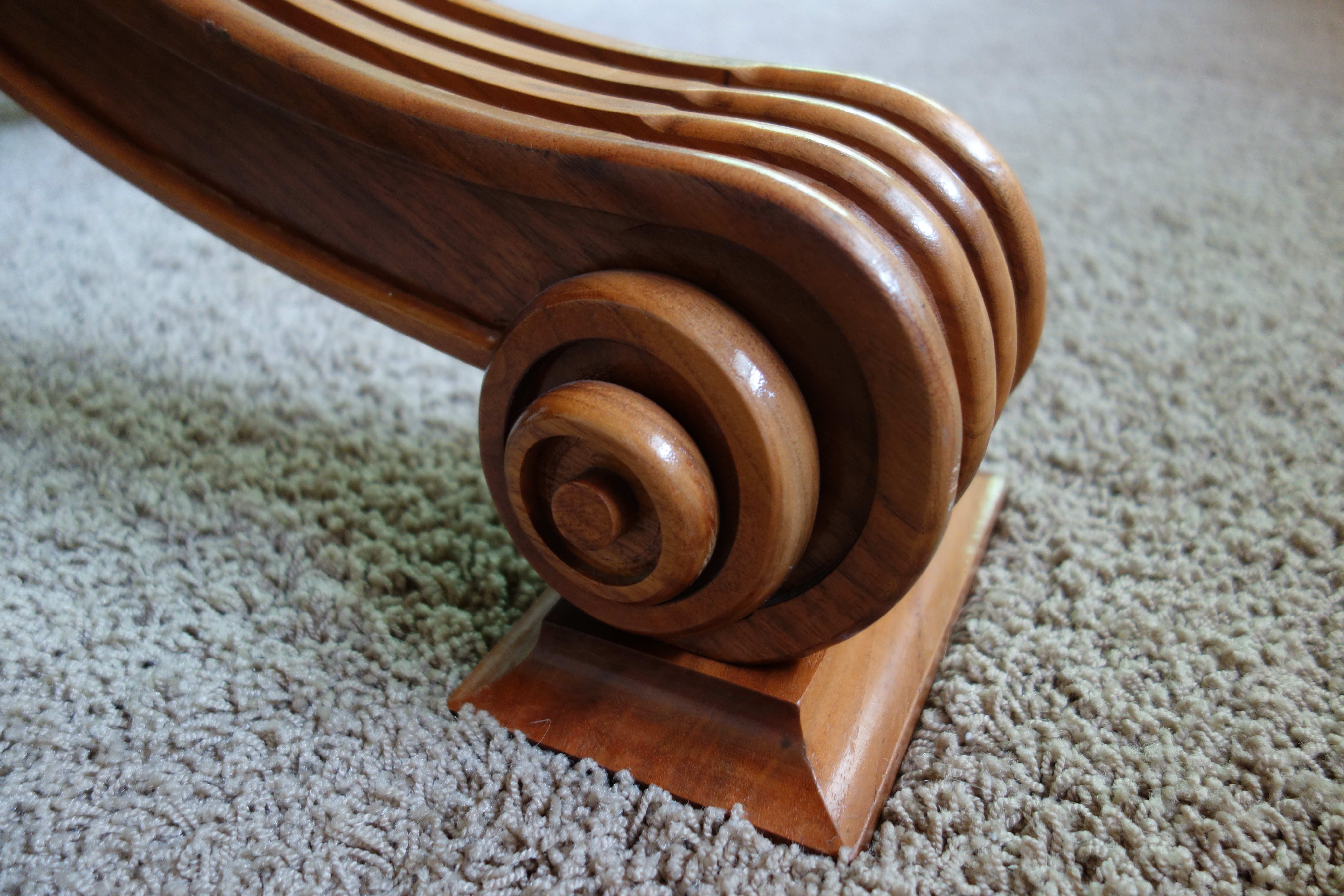 Birdseye Maple Pedestal Dining Table