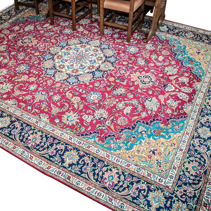 Hand-Knotted Isfahan Wool Area Rug