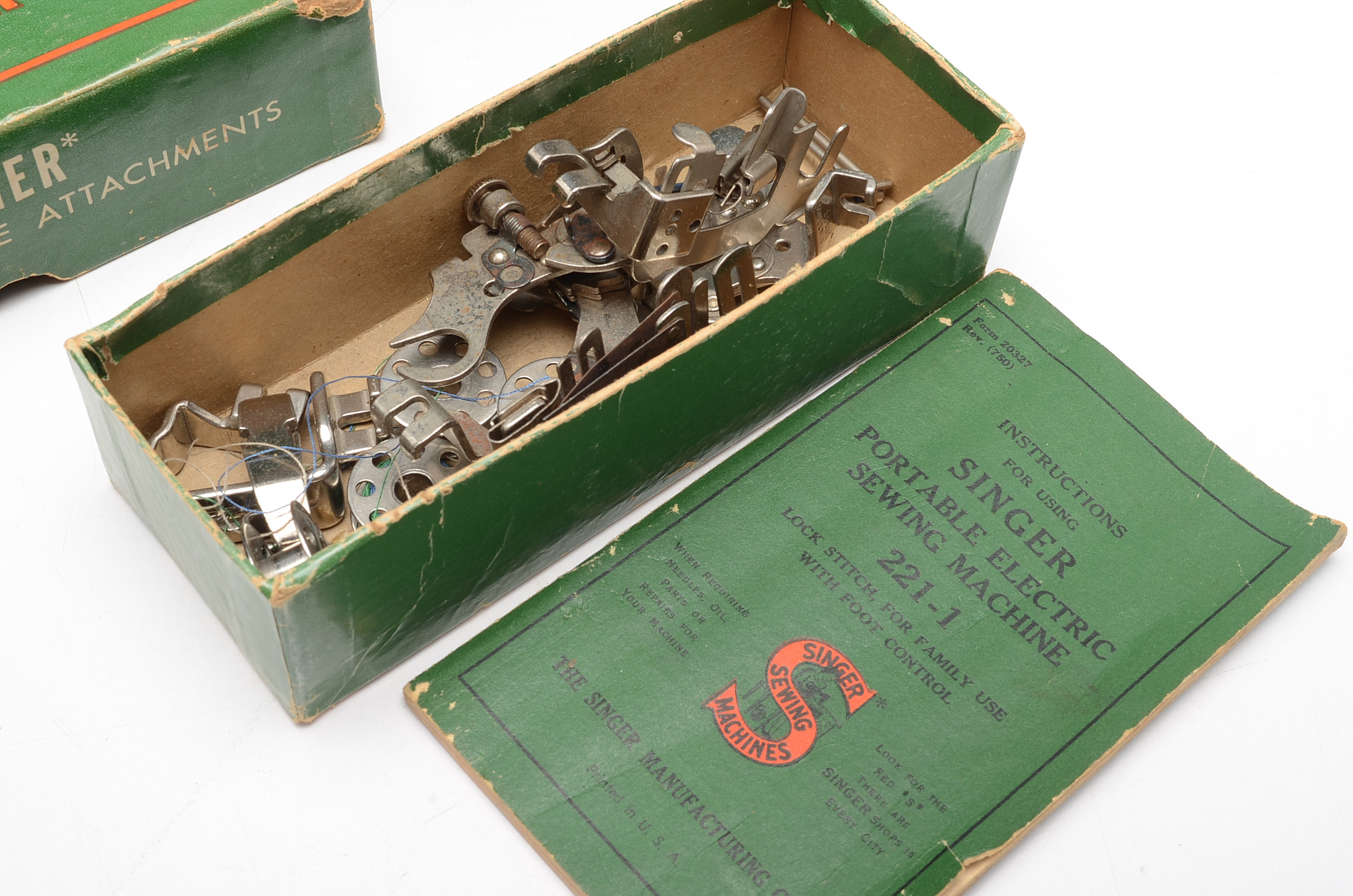 Vintage Portable Singer Sewing Machine