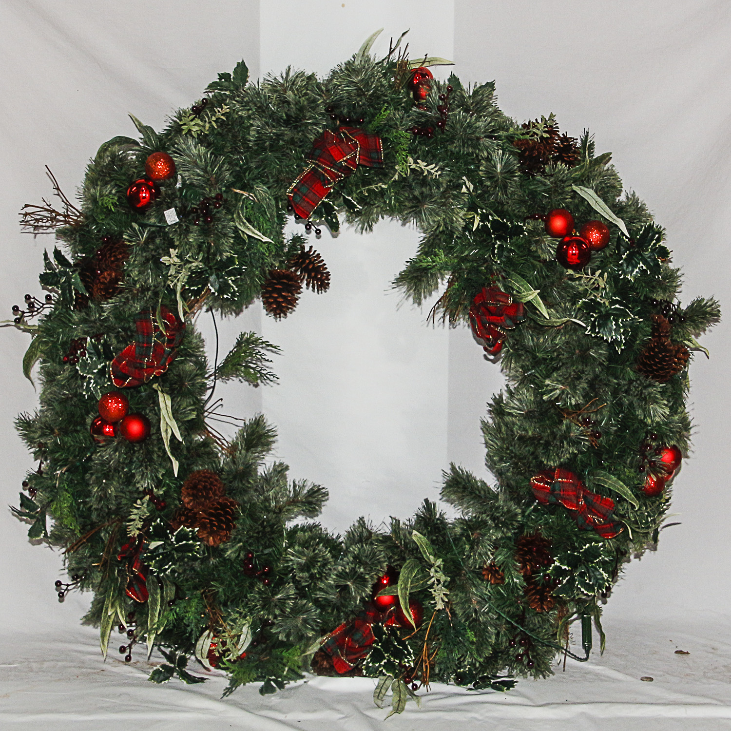 Lighted Christmas Wreath