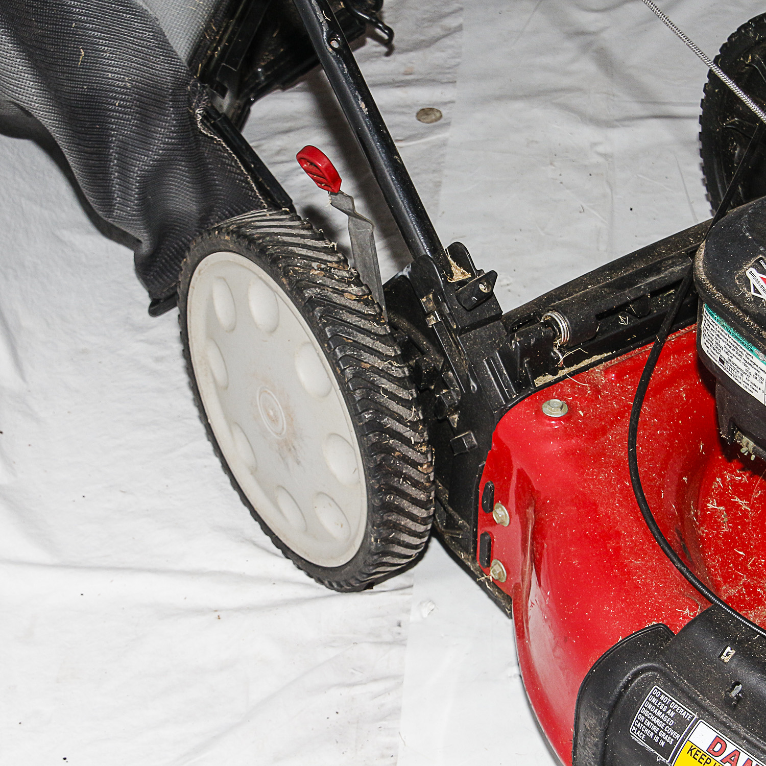 Troy-Bilt TB230 Self Propelled Gas Lawnmower