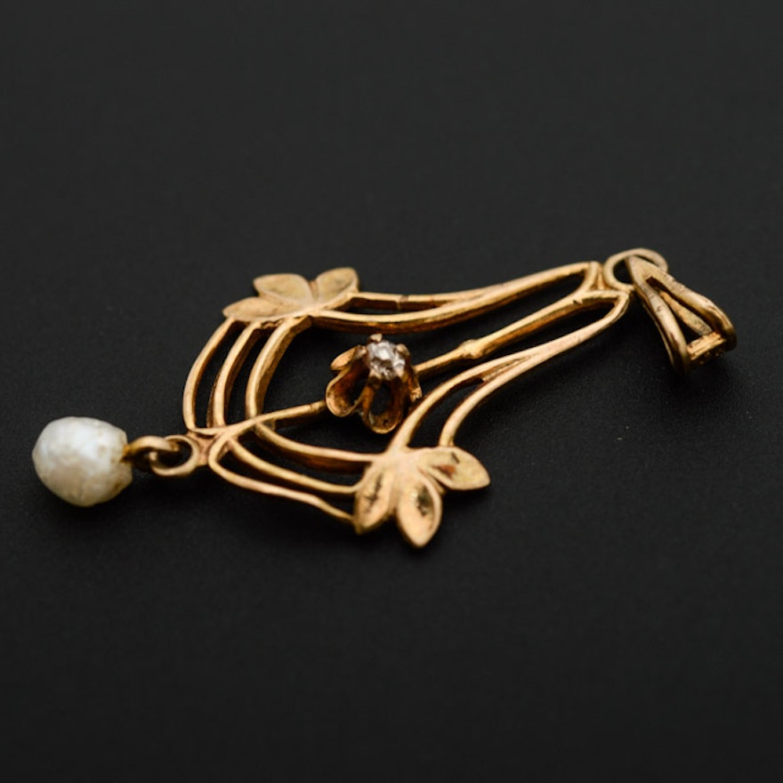 10K Yellow Gold and Pendant with Diamond and Cultured Pearl